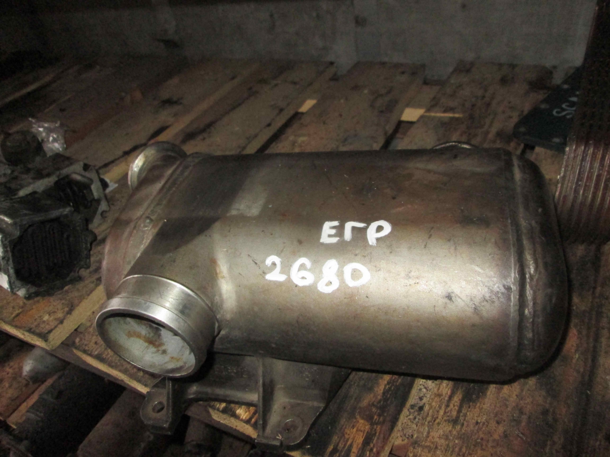 22680 Теплообменник газов EGR E 23535288 R23533705 Клапан EGR 23533705 Freightliner Фредлайнер