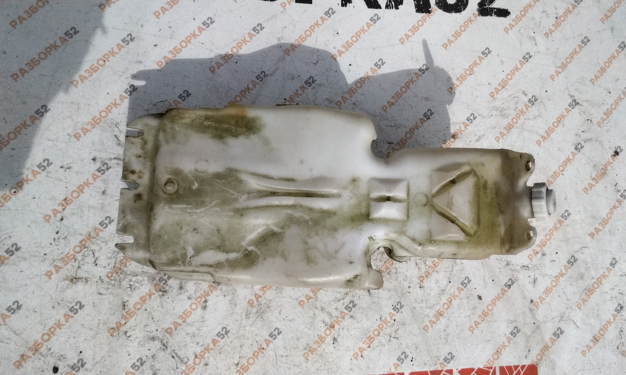 Бачок стеклоомывателя Рено Премиум Renault Premium 5010544976 5010544977 5010544975
