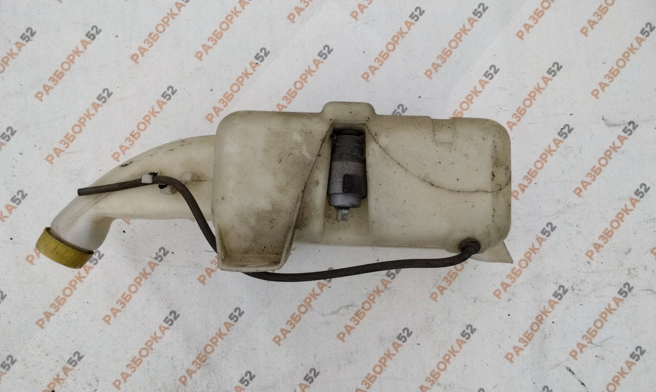 33541 Бачёк омывателя лобового стекла 7C4617618AF T196427 FORD CARGO 1838N 2011