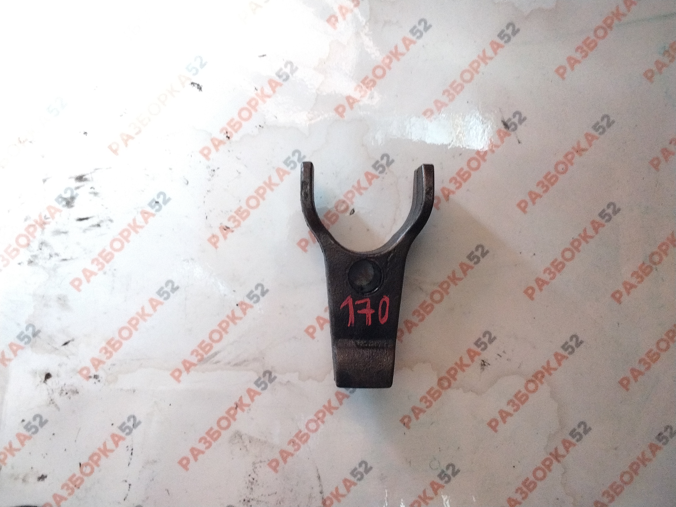 Держатель форсунки, кронштейн форсунки 3064393 Freightliner Century 1999 3064393 Cummins N14-370ESP
