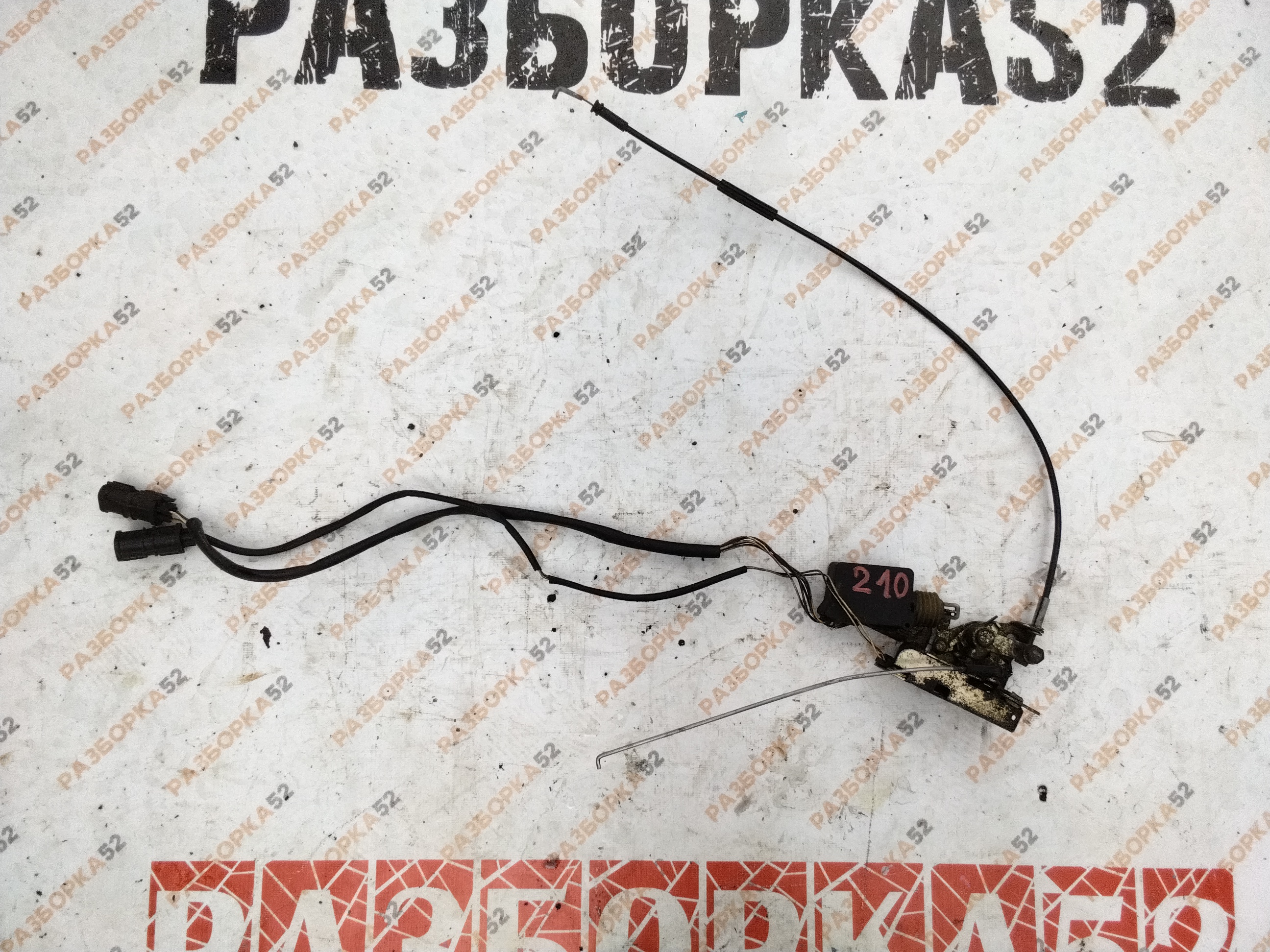 Замок двери передней Левой Ман 4 серия MAN TGA 81626806121 40640551
