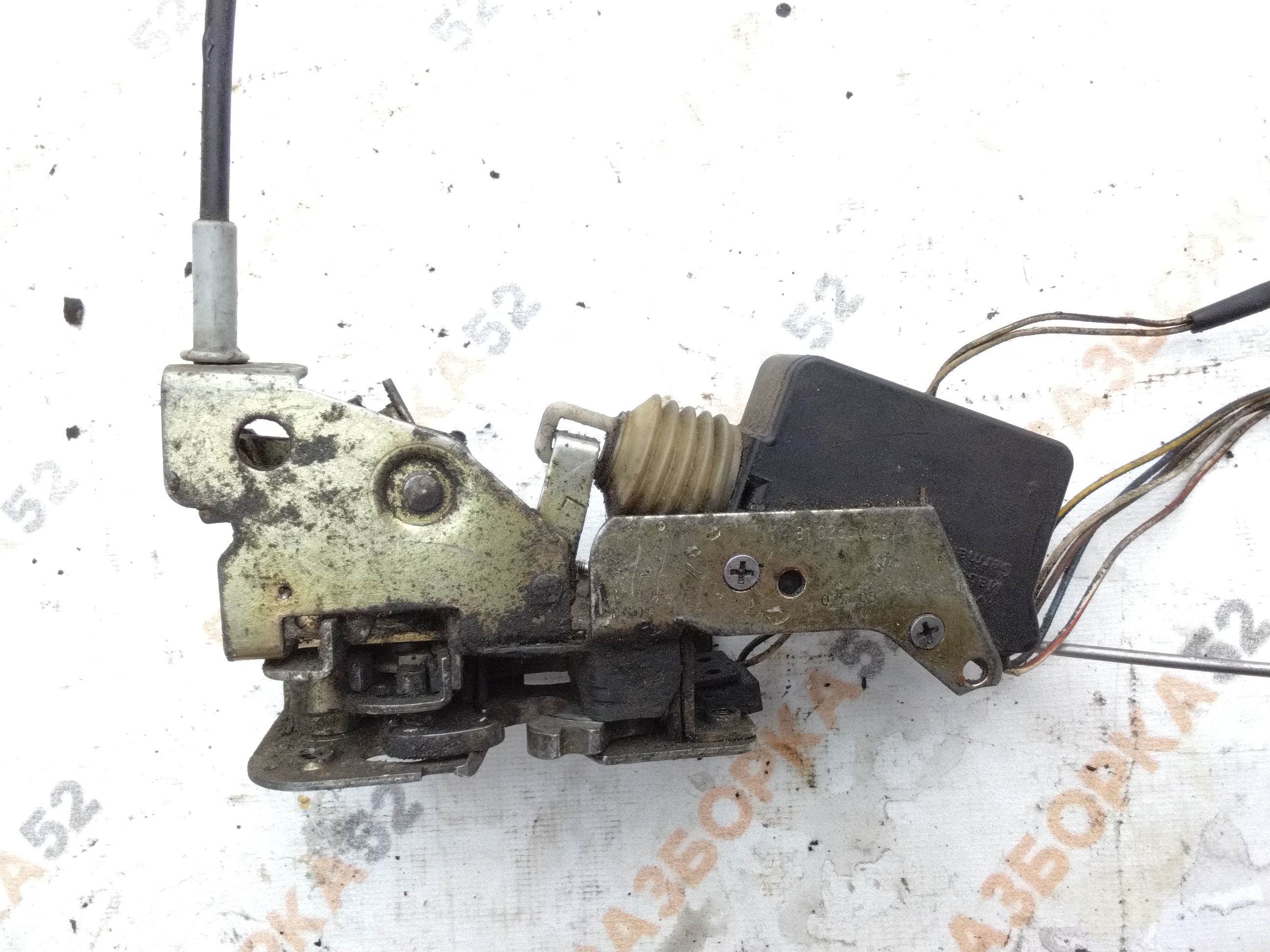 Замок двери передней Левой Ман 4 серия MAN TGA 81626806121 40640551