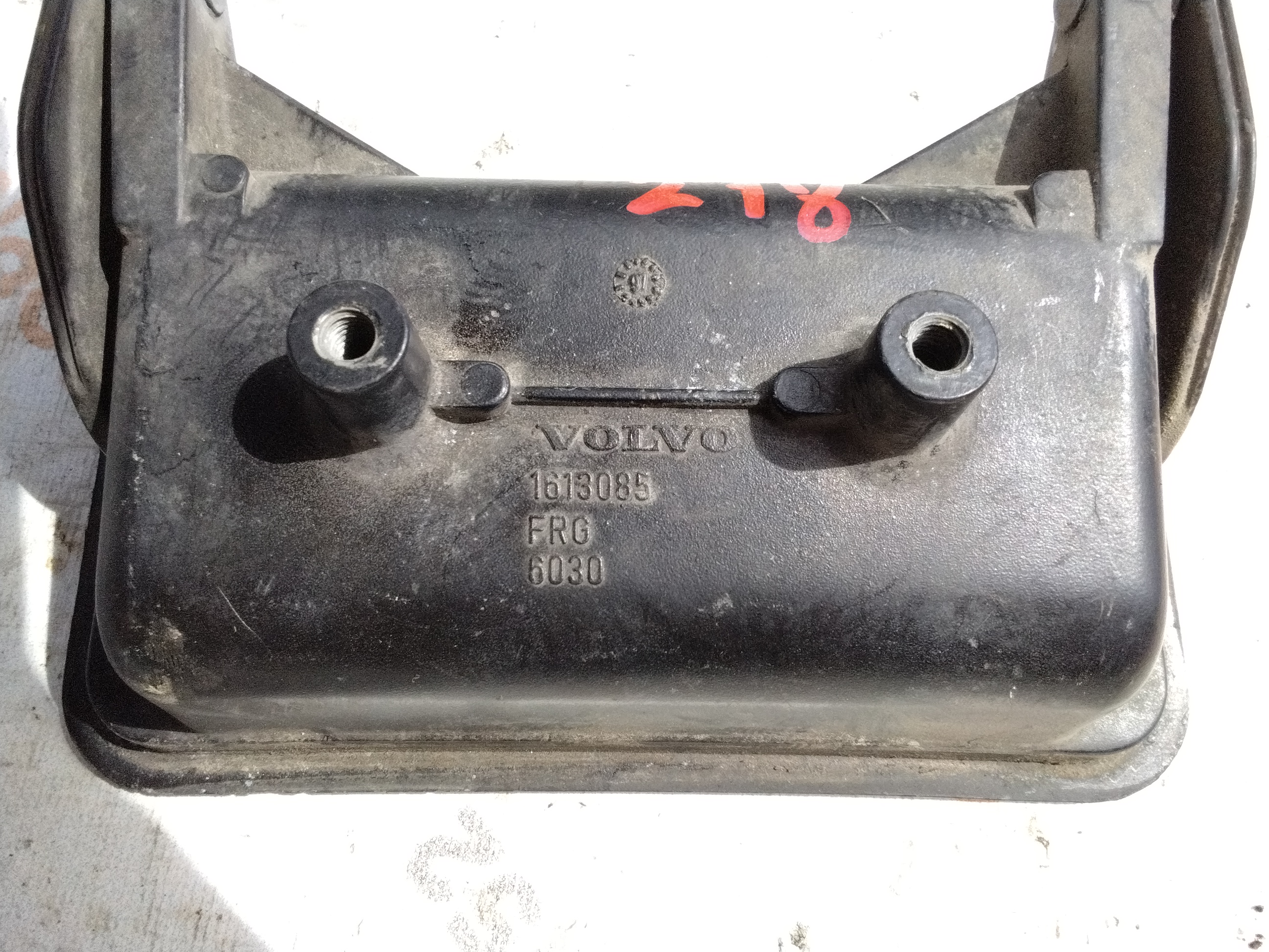 218 Ручка двери наружная Вольво Левая Правая VOLVO F12 1613085