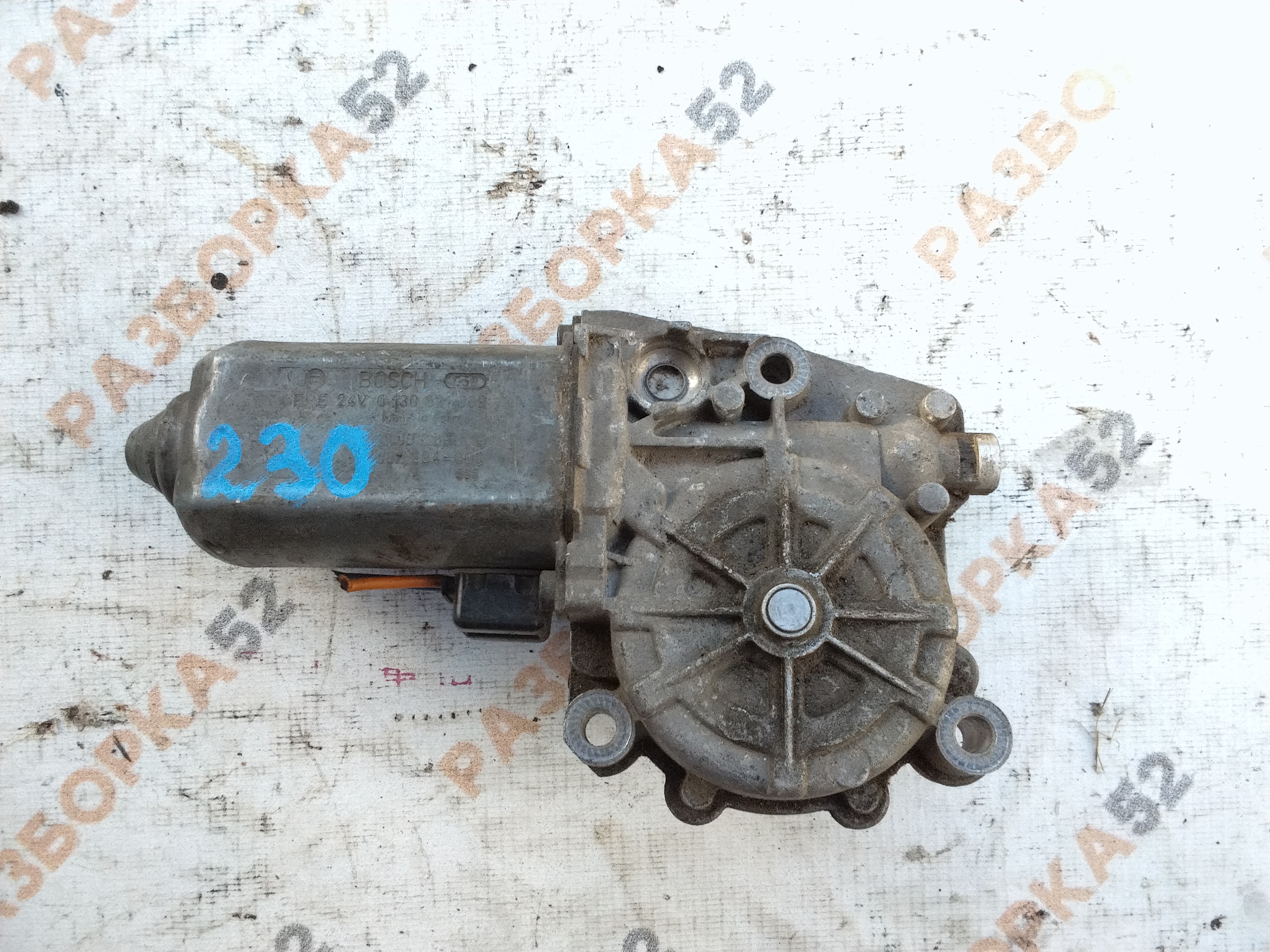 Моторчик стеклоподъемника Вольво VOLVO FH12 0430824509 187294000
