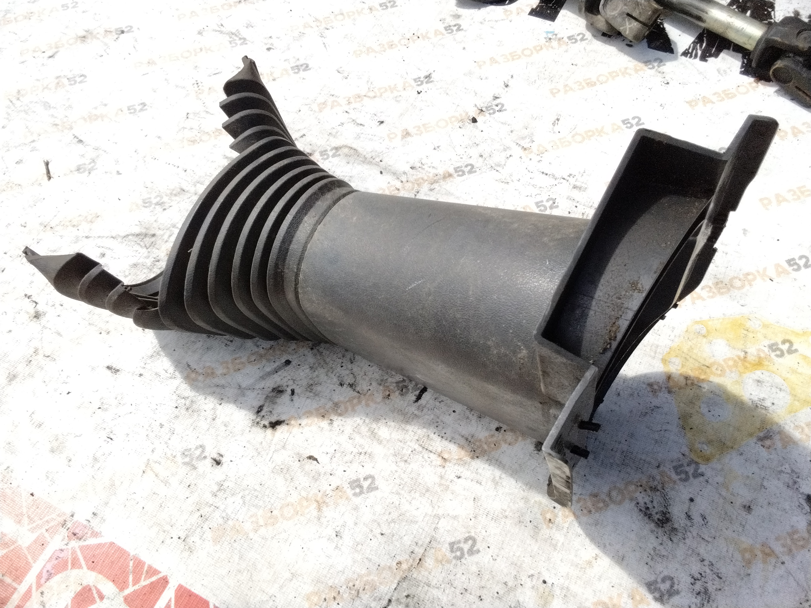 Кожух рулевой колонки Мерседес Бенз Актрос Mercedes Actros 9434620096 9704600695