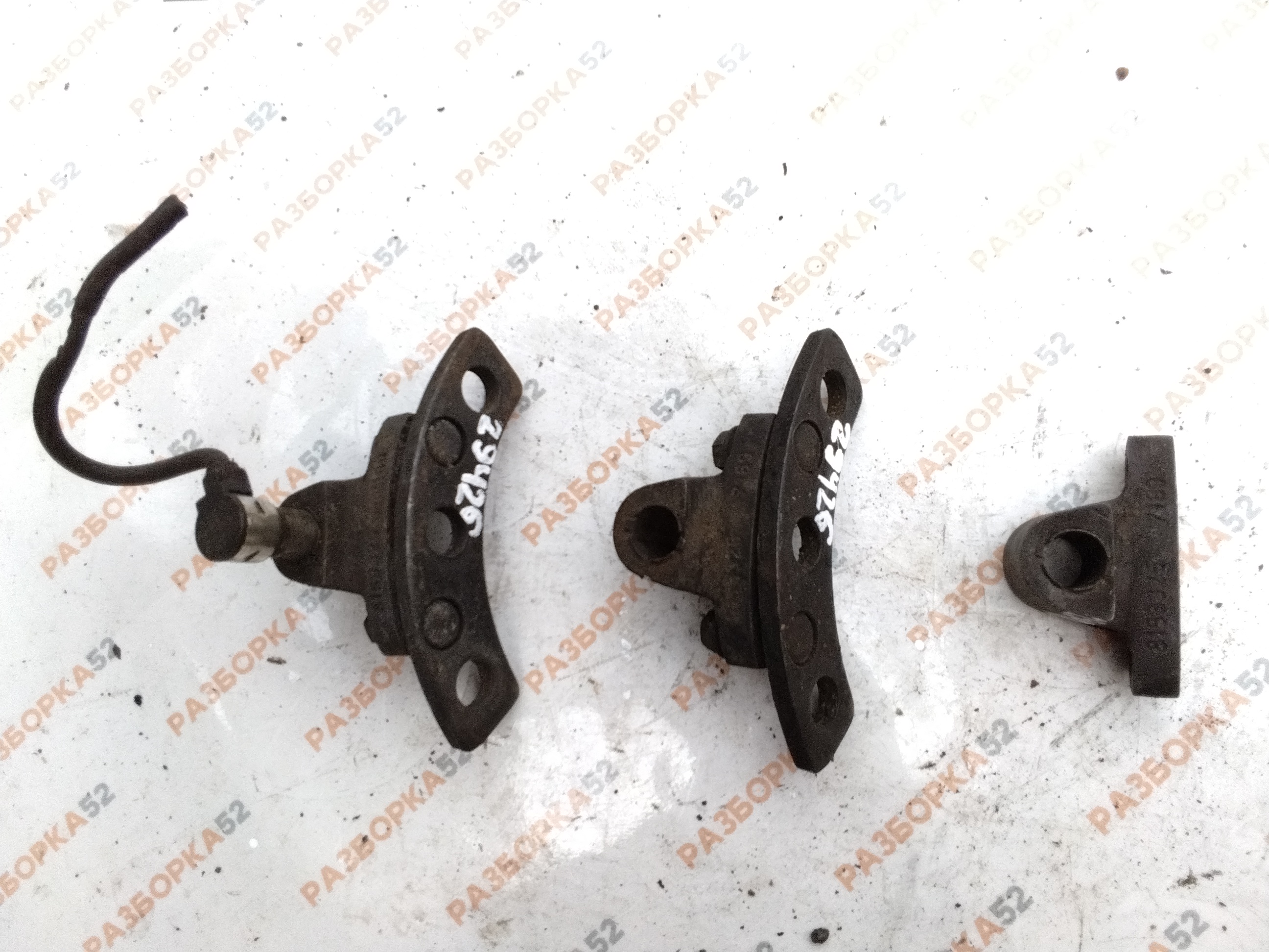 Кронштейн датчика ABS Вольво Volvo 8158324 8158325 FH12 D12A