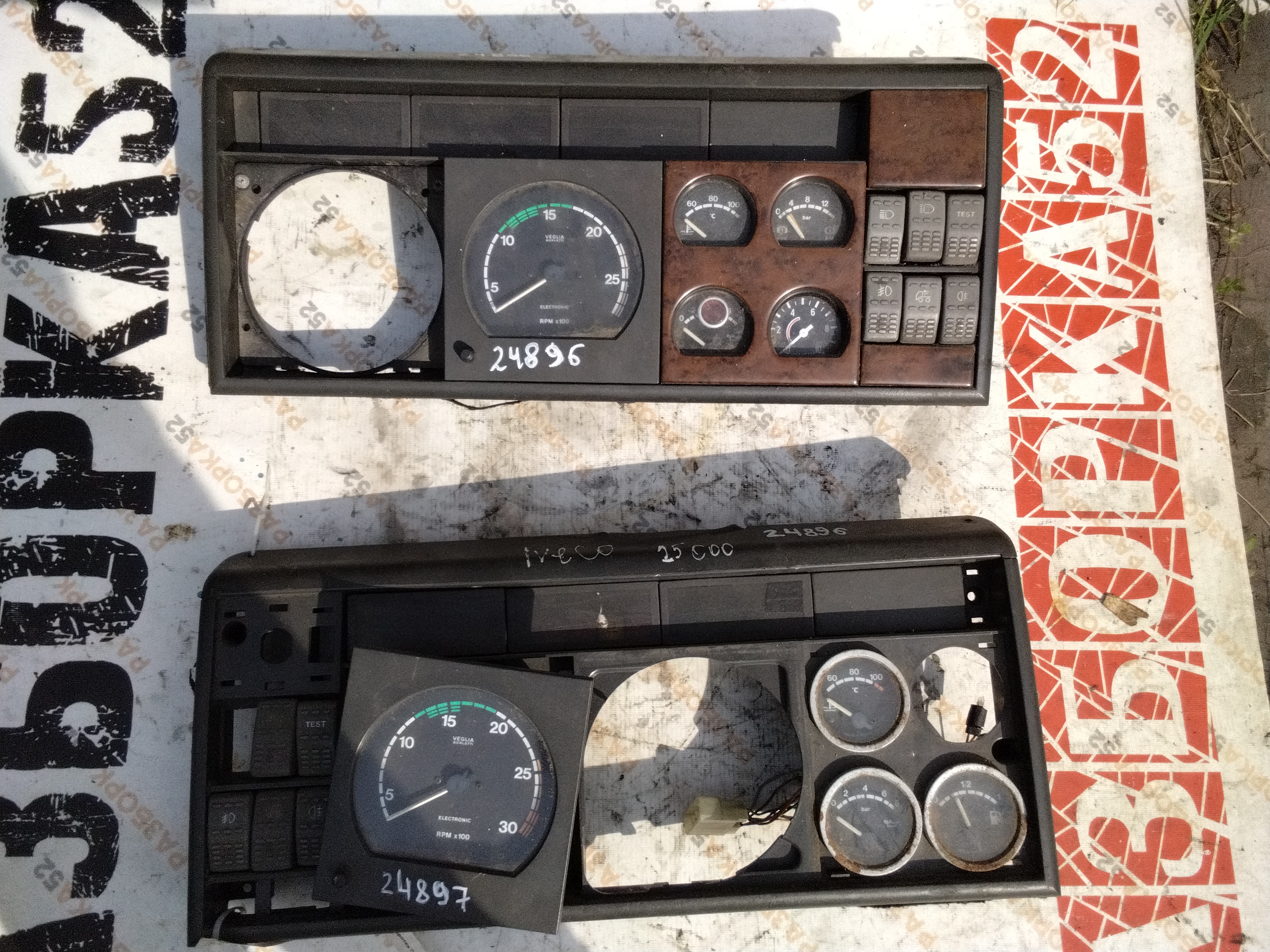 Панель приборов комбинация ивеко евротех IVECO EuroTech 8143481 98473177 98472688 8143498