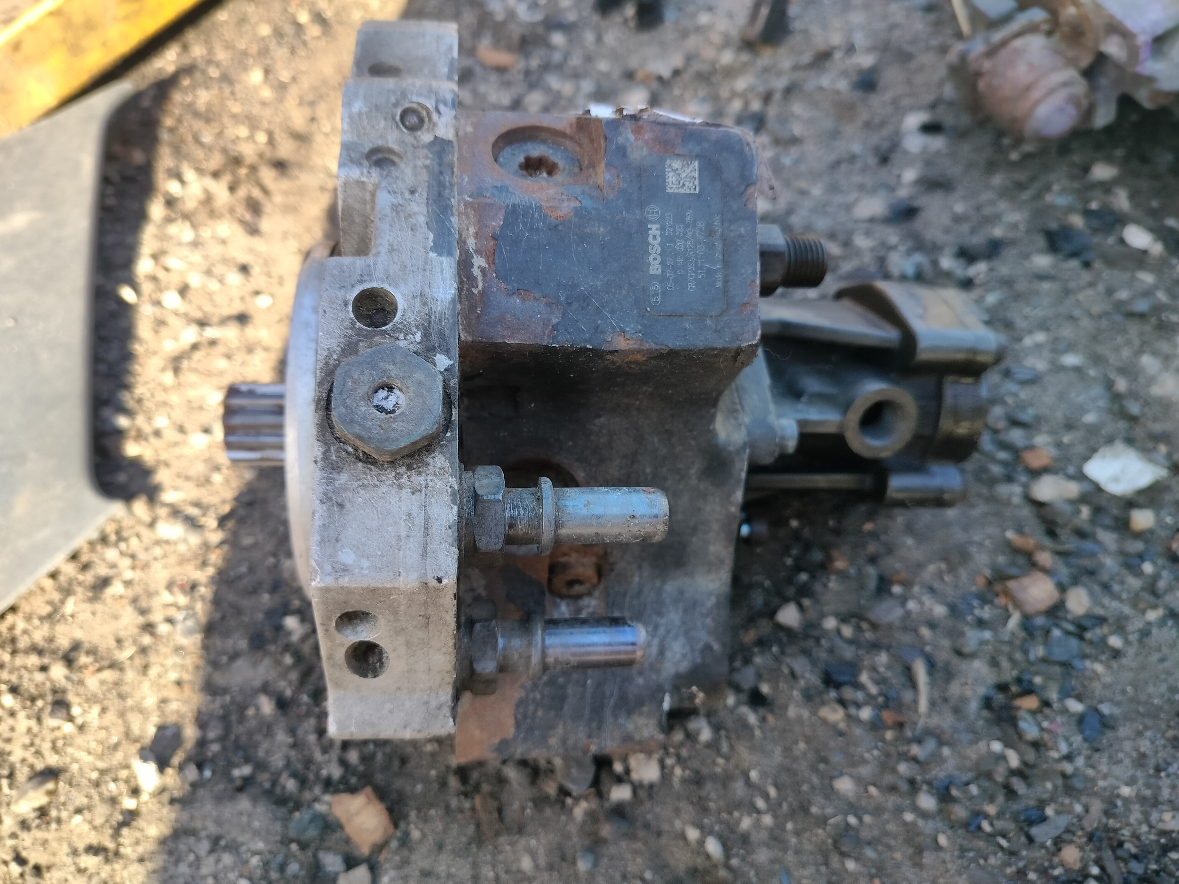ТНВД Топливный насос MAN TGA Common Rail двигатель D2066 51111037738 0445020023 0986437351