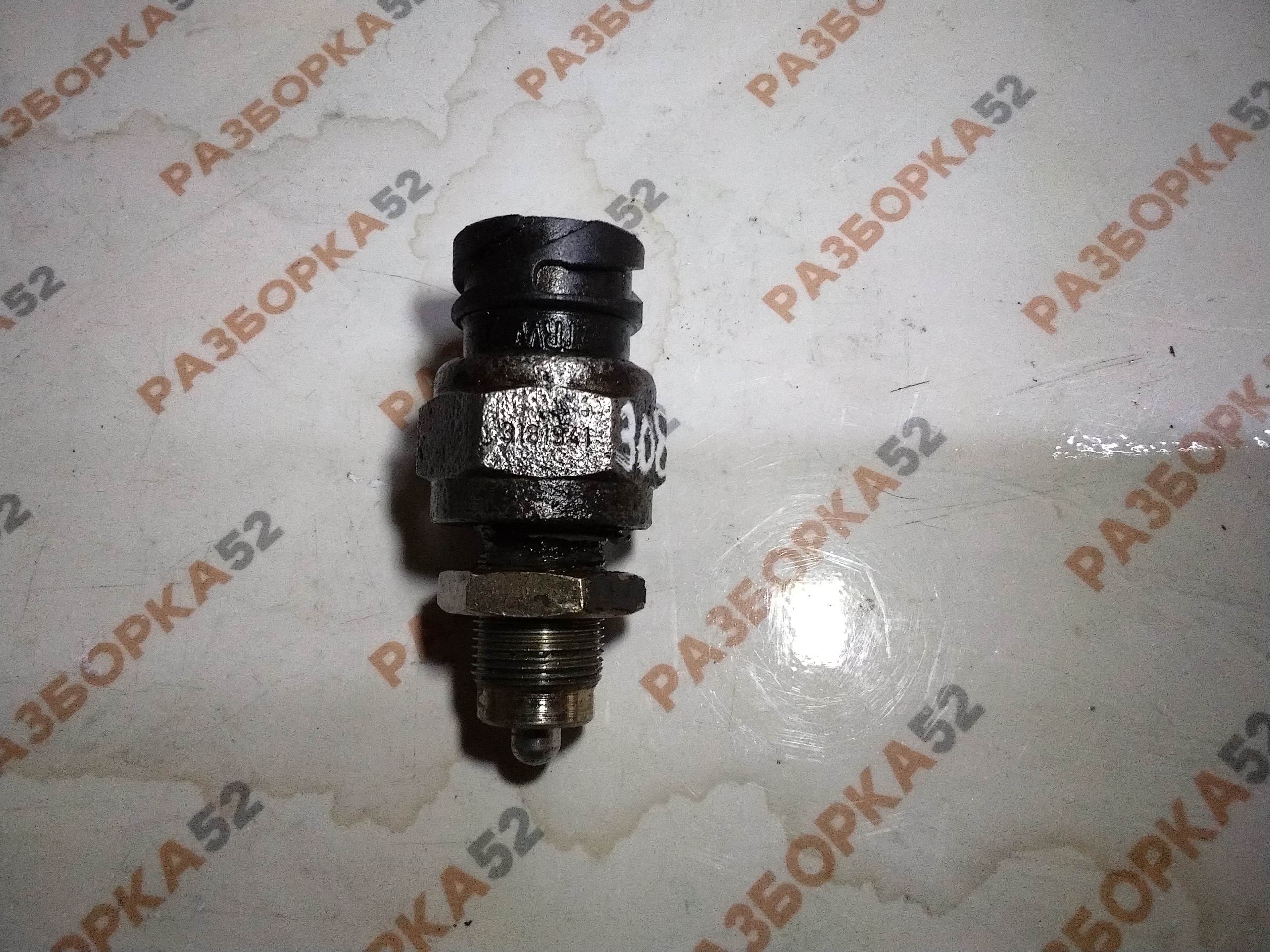 Датчик блокировки дифференциала Volvo FH 3181941 2798387 2823362 2948077 3015515 3032342 235385