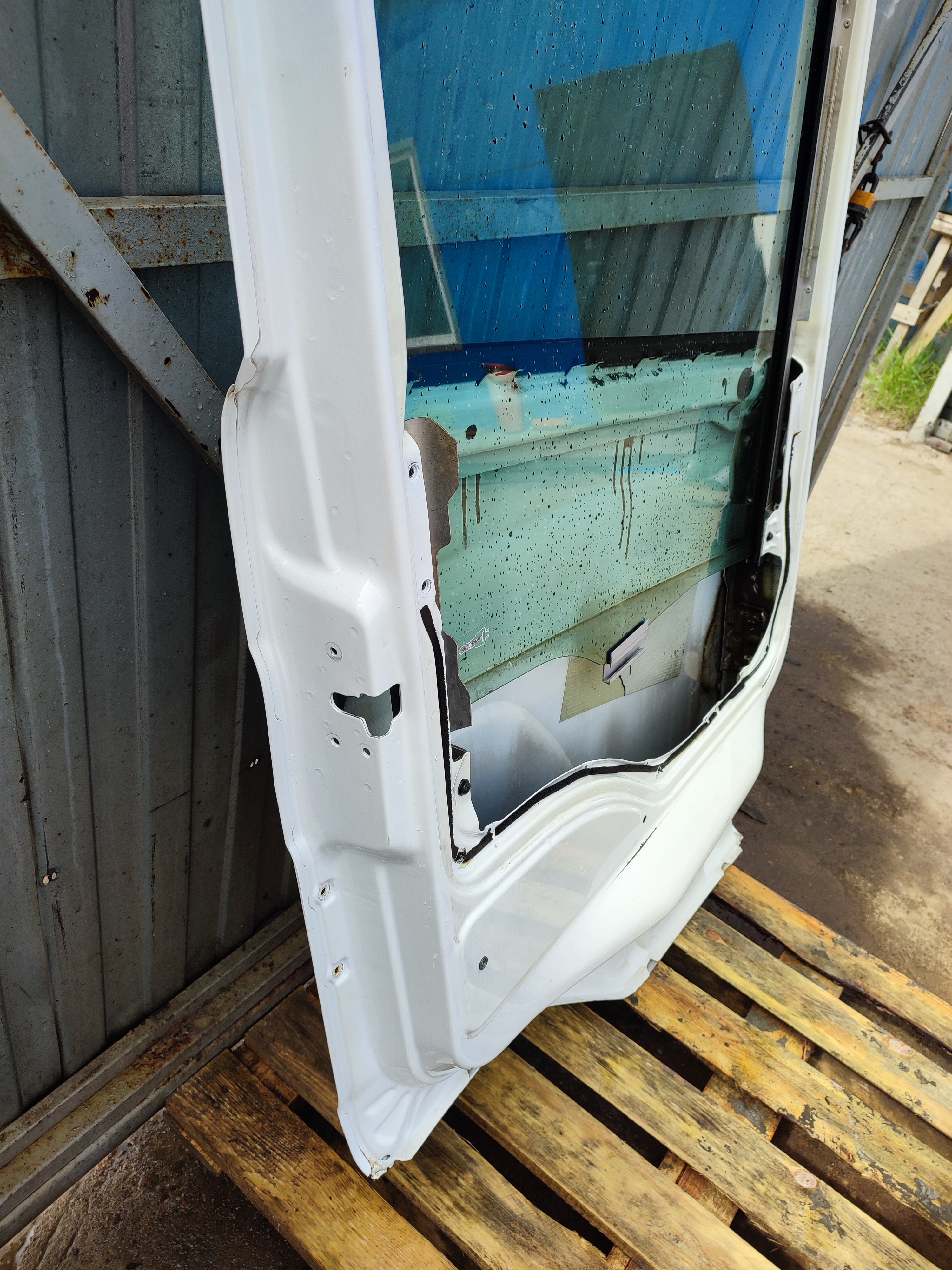 Дверь SCANIA R-series левая 1476534 1739740