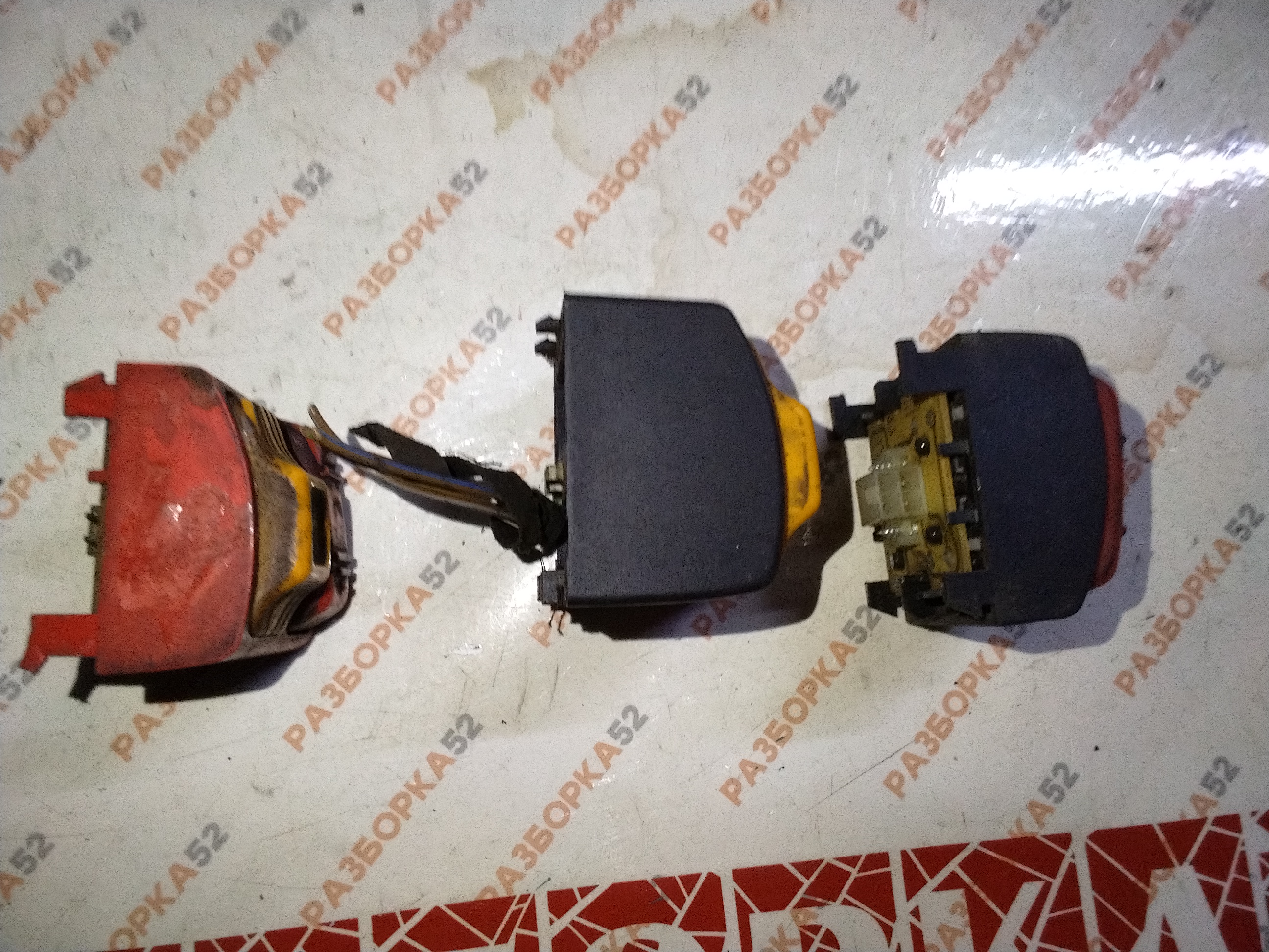 Переключатель регулирования сиденья ISRI 24698 atego axor Mercedes AXOR MAN SCANIA VOLVO