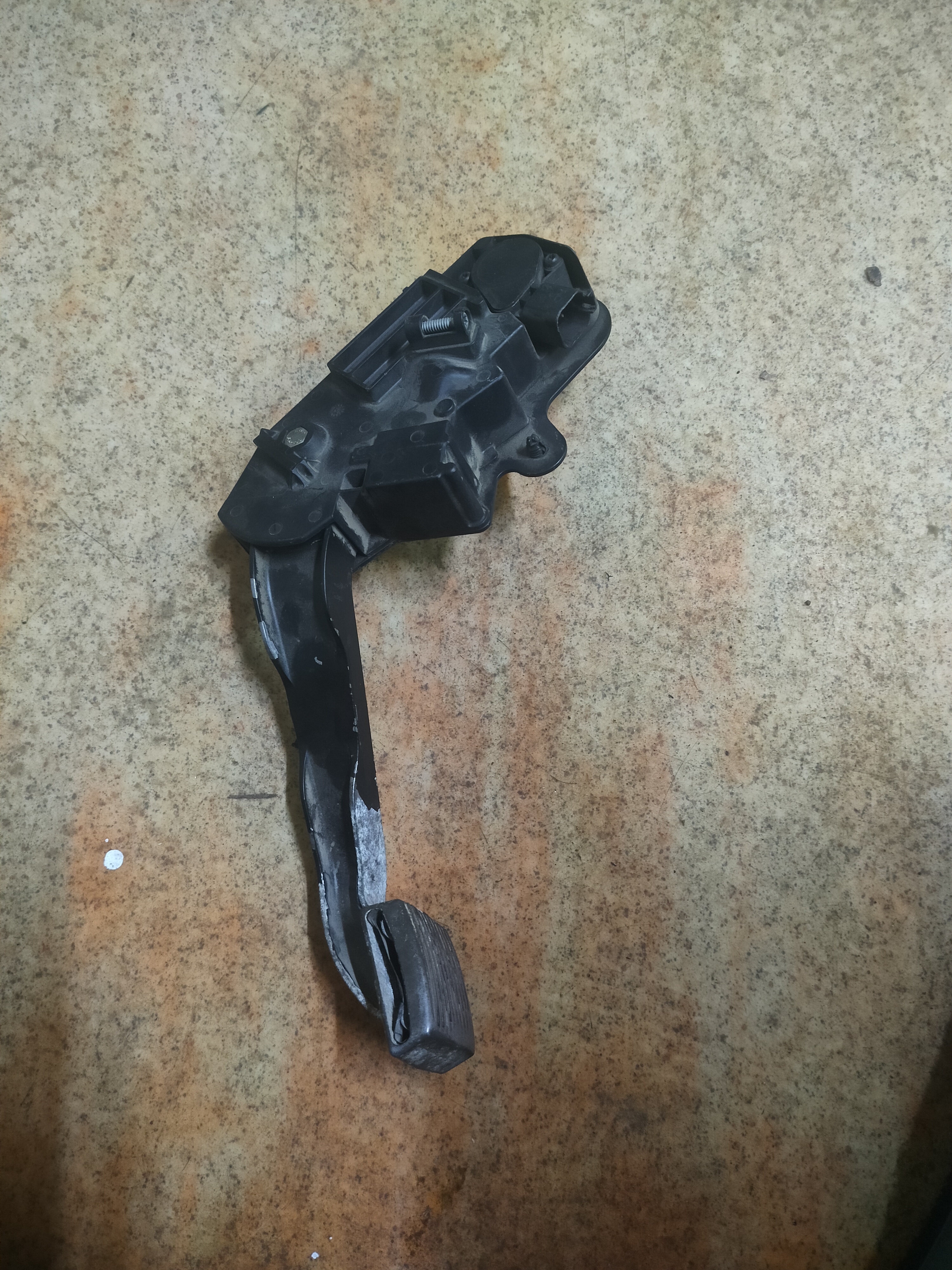 7420832162 педаль газа Renault premium DXI11 7482492420