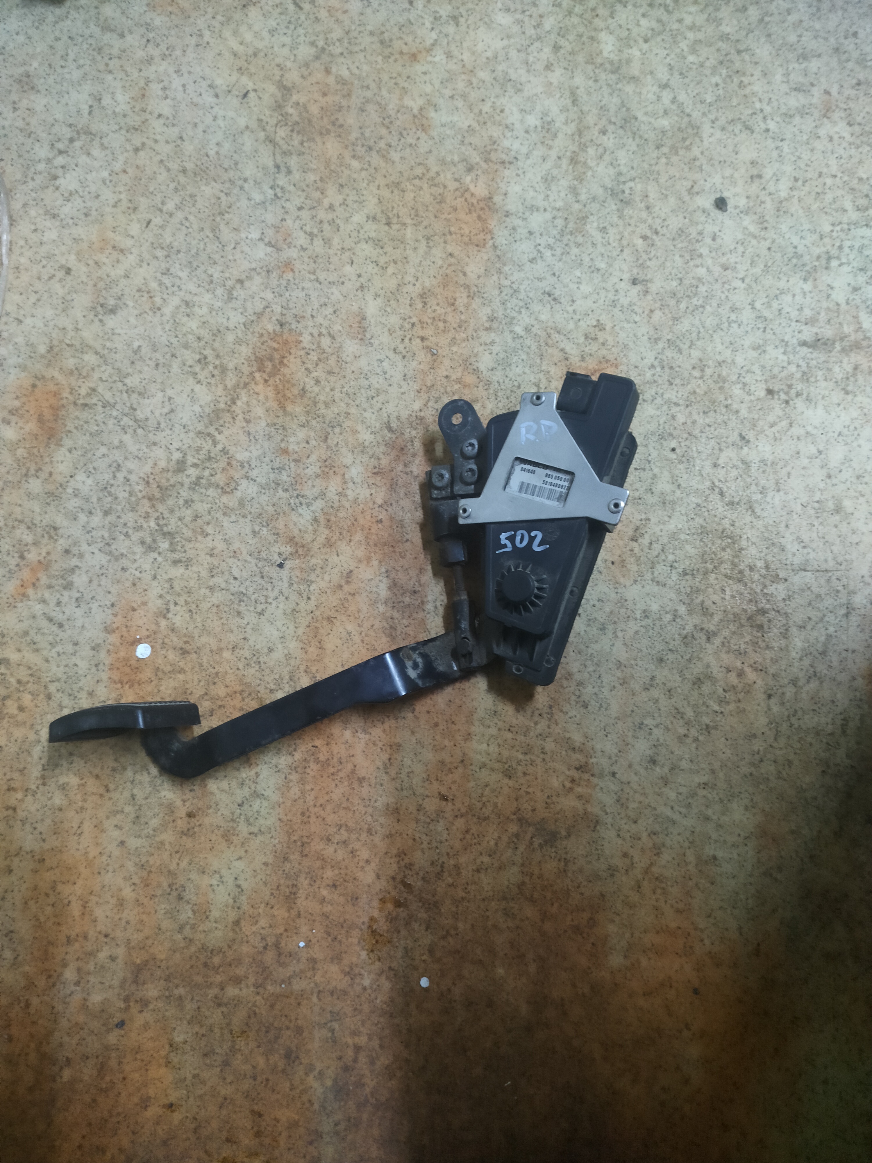 5010480823 педаль газа Renault Premium  7423328372 5010488823