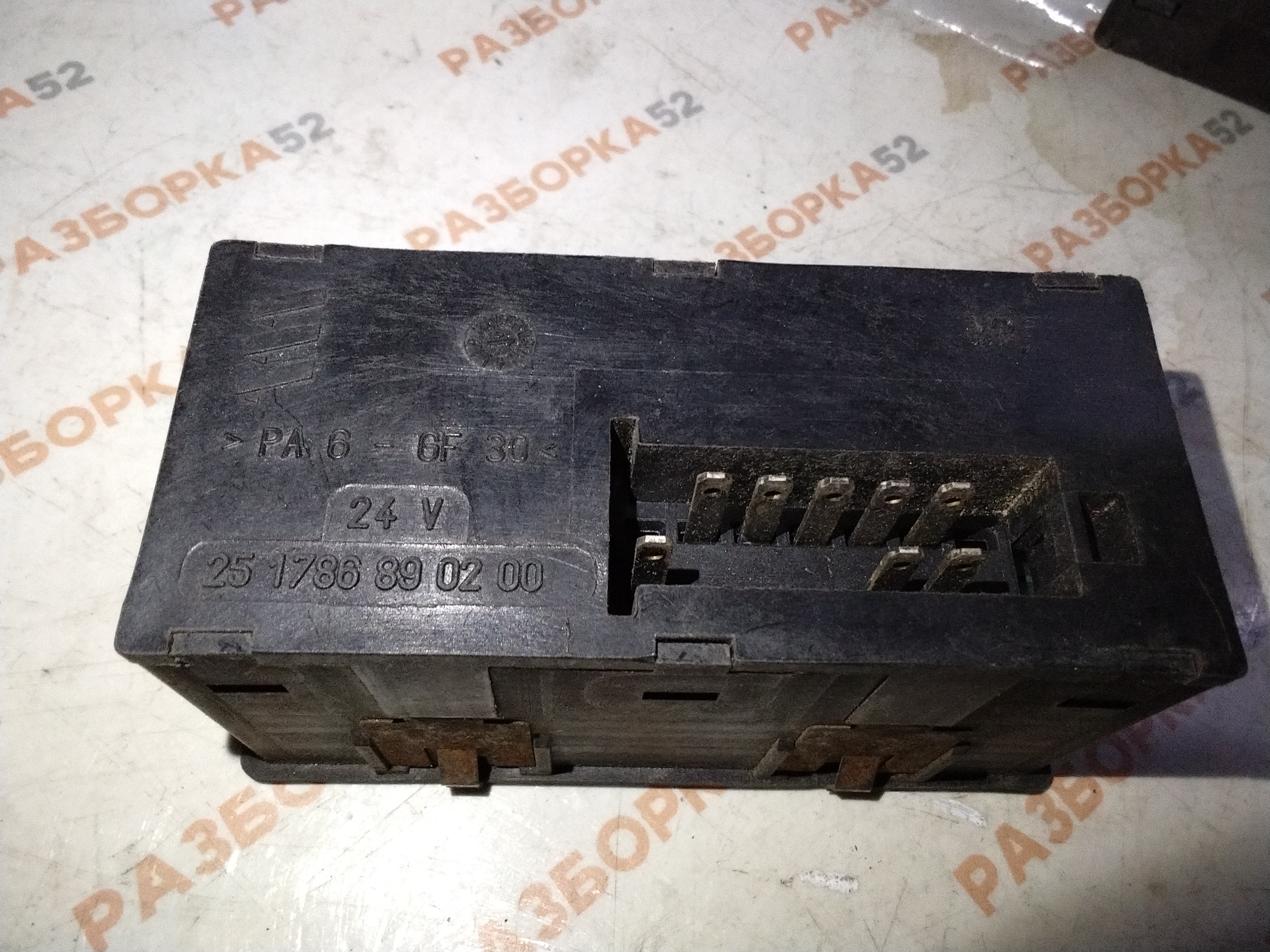 Пульт управления автономкой Ман MAN 251786890200 (подлом кнопки эбешпехер у одного)