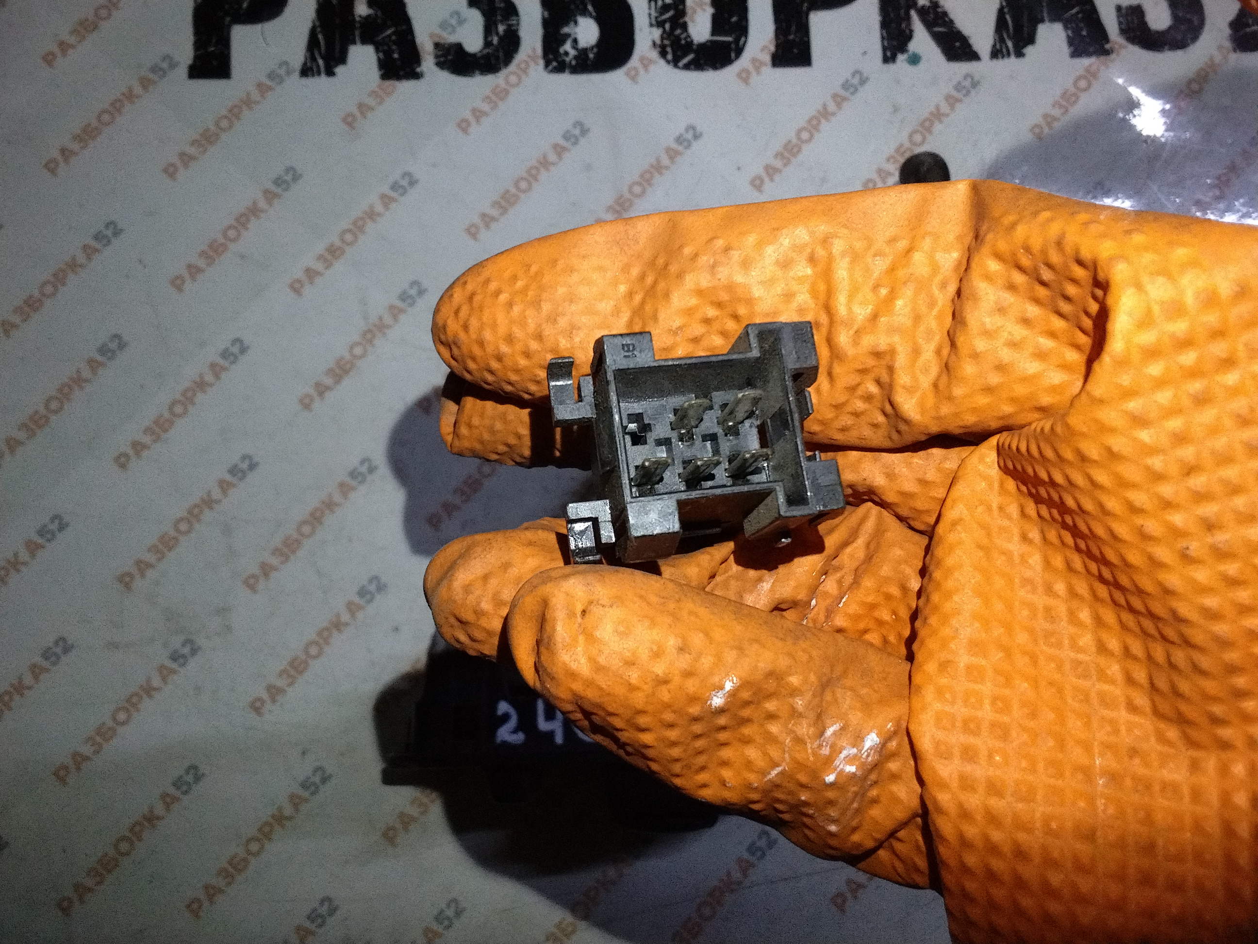 Переключатель дифференциала Mercedes Actros Мерседес Актрос 2001 0005456904 0005457004 0005458704 2832200