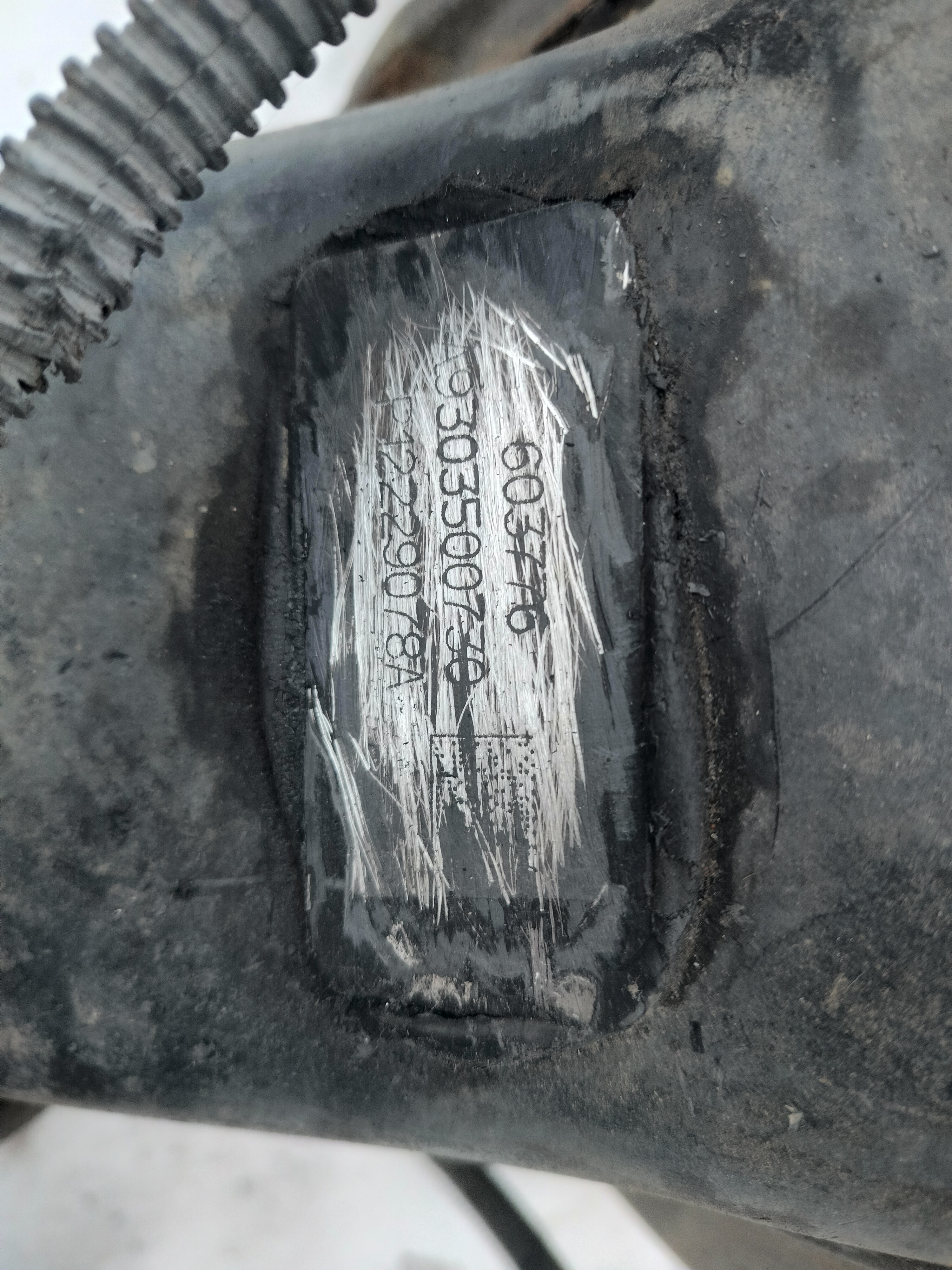 Чулок промежуточного моста КАМАЗ 65206 Mercedes 9303500730 P12229078A