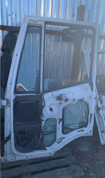 Каркас двери правой Iveco Stralis