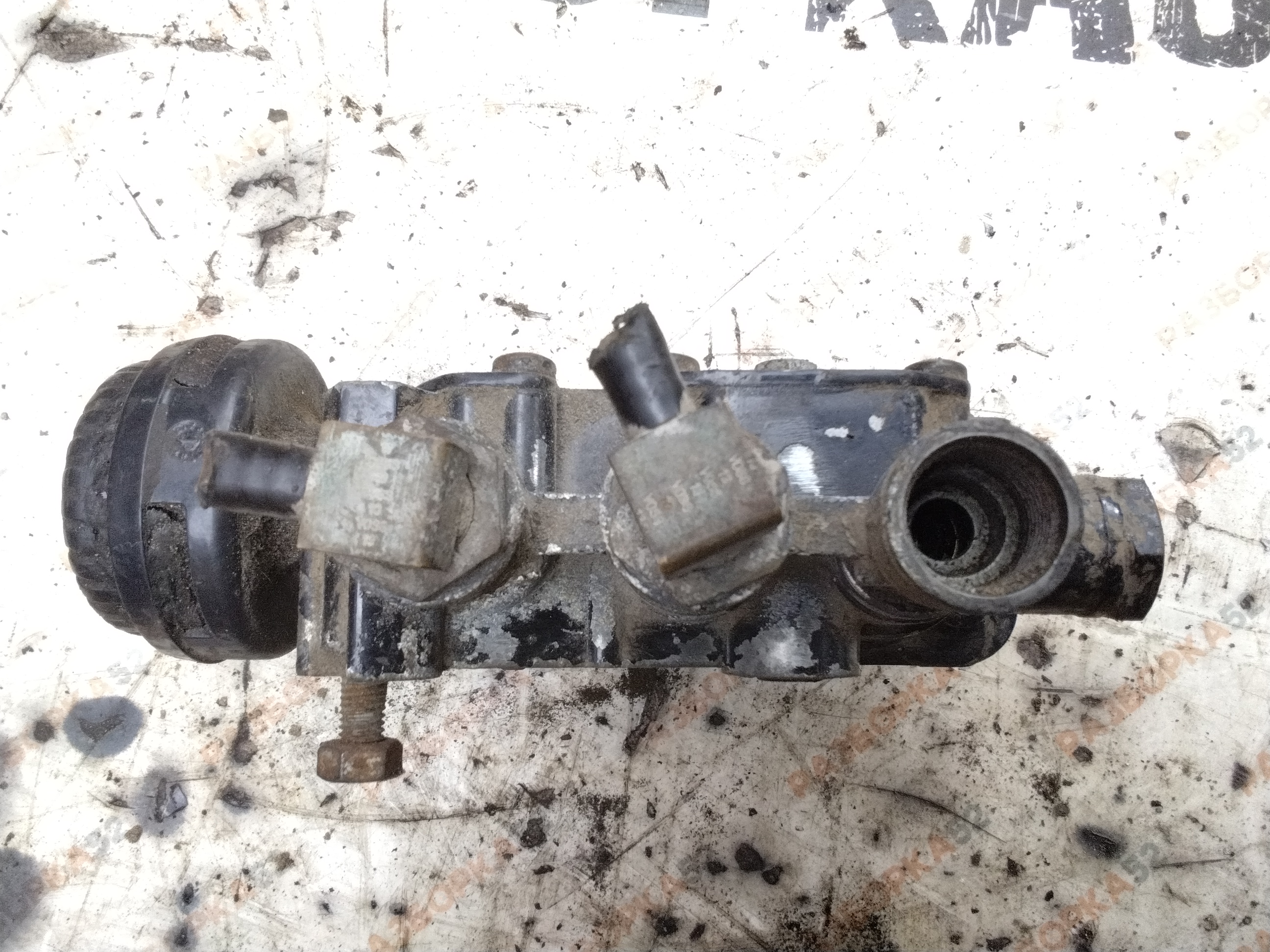 Клапан магнитный ECAS MAN F2000 TGA DAF Krone Kogel Schmitz IVECO 81259026238 4728800300 1343255 41211012