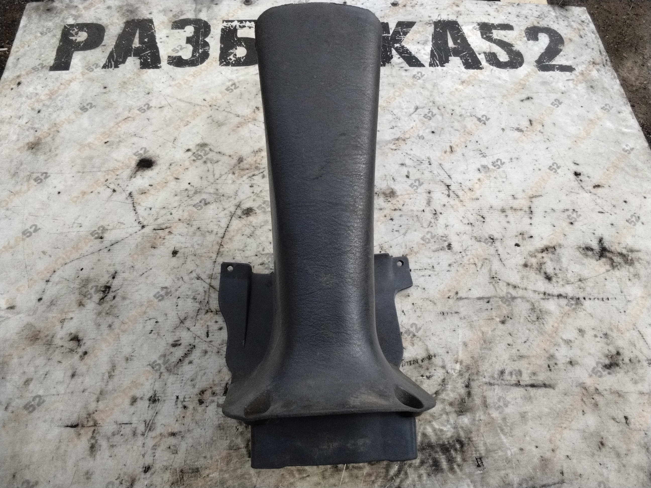 Нижний кожух рулевой колонки Скания Scania 4-series P, R, T Scania R124 DSC12 1368014 4386