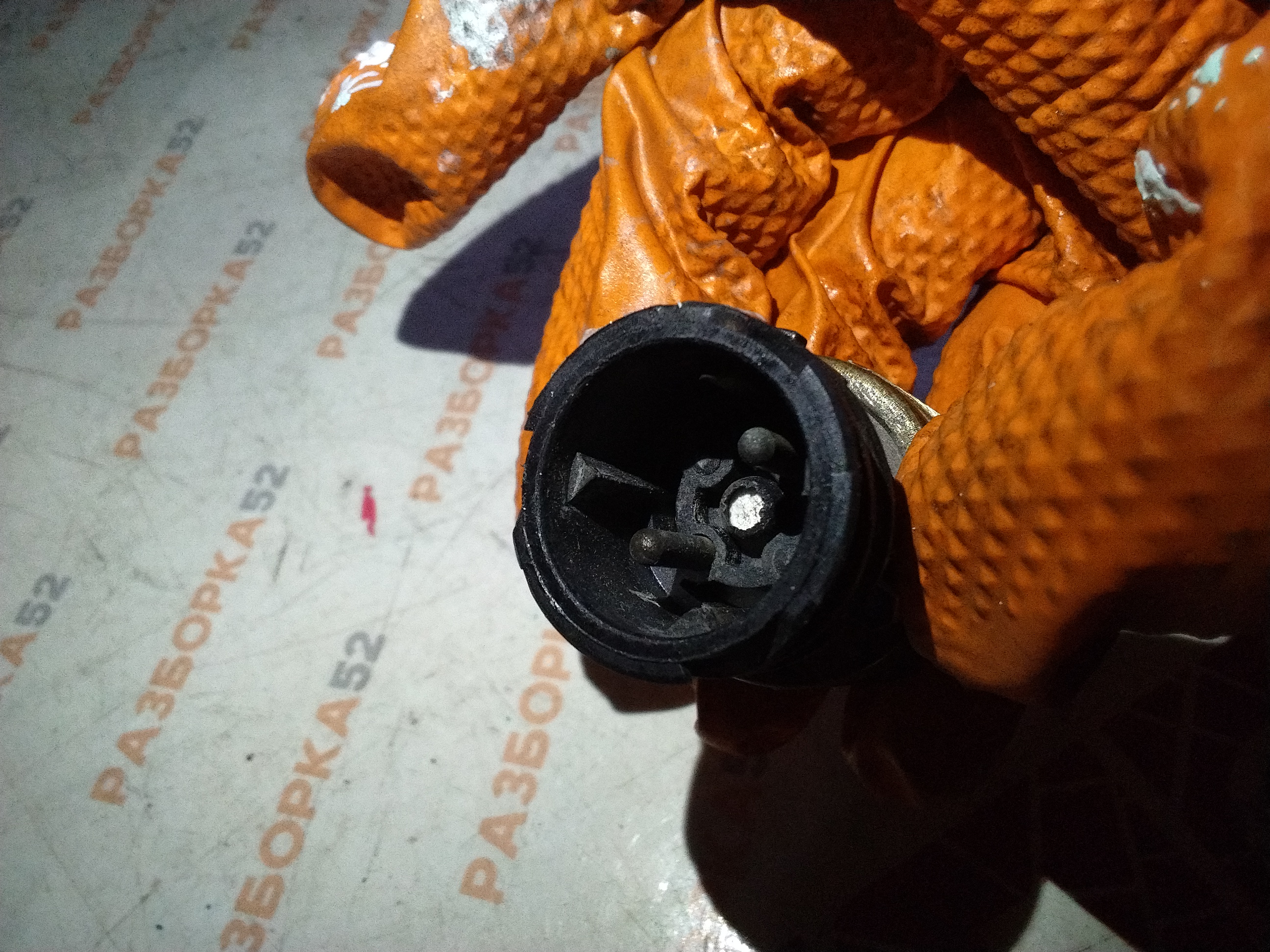 Датчик заднего заднего хода 16S181ZF КПП DAF евро95XF 1662939 0501210058 1423697 0501331660 42531807 0501331660 0501210058 2007380 3197870 Q83219999340 0055454514 001545 0006 7403197870 81255250286 22633523 1731130