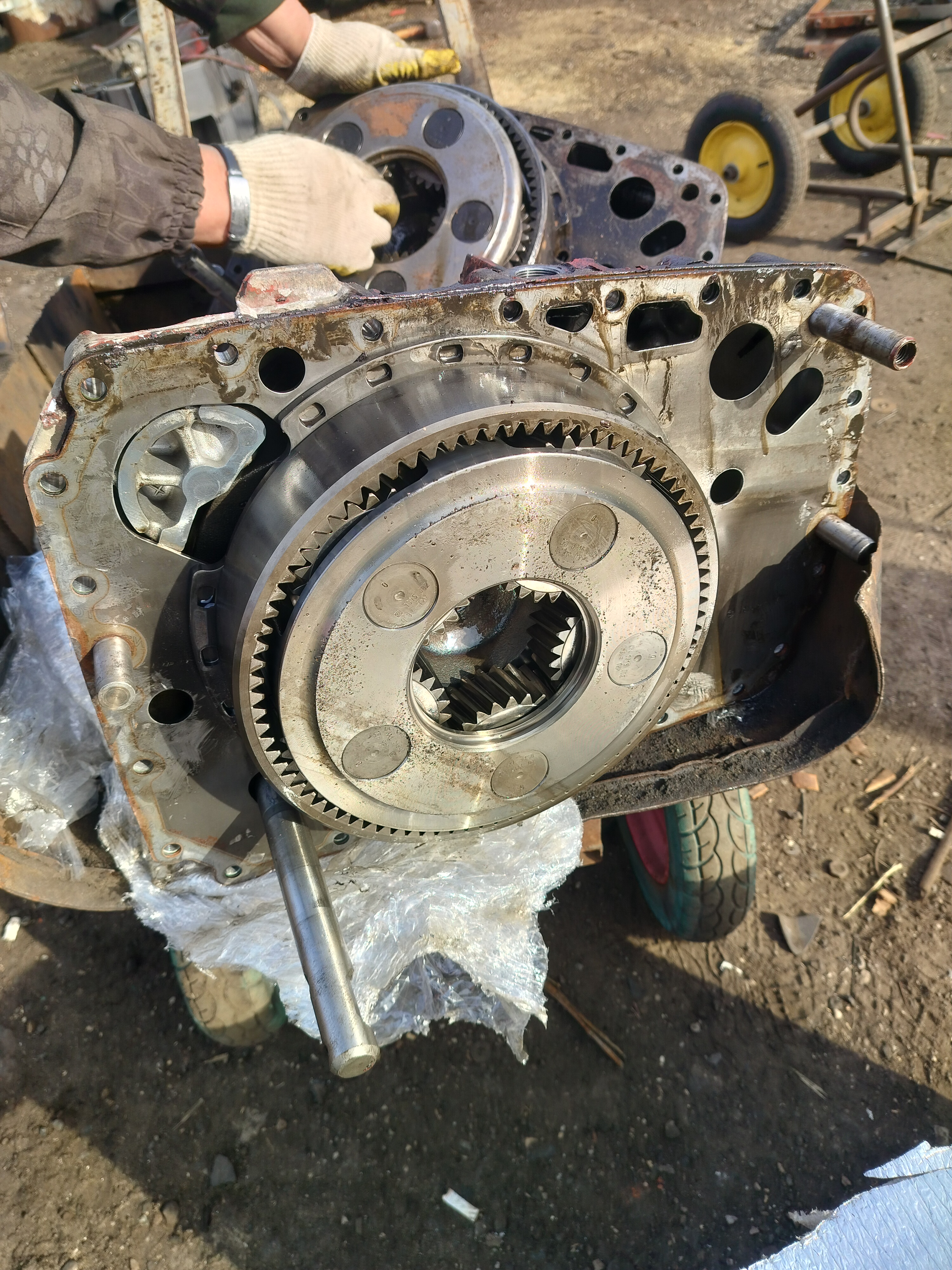 Делитель демультипликатор КПП ZF 16S151 1315401224 IVECO STRALIS 2006