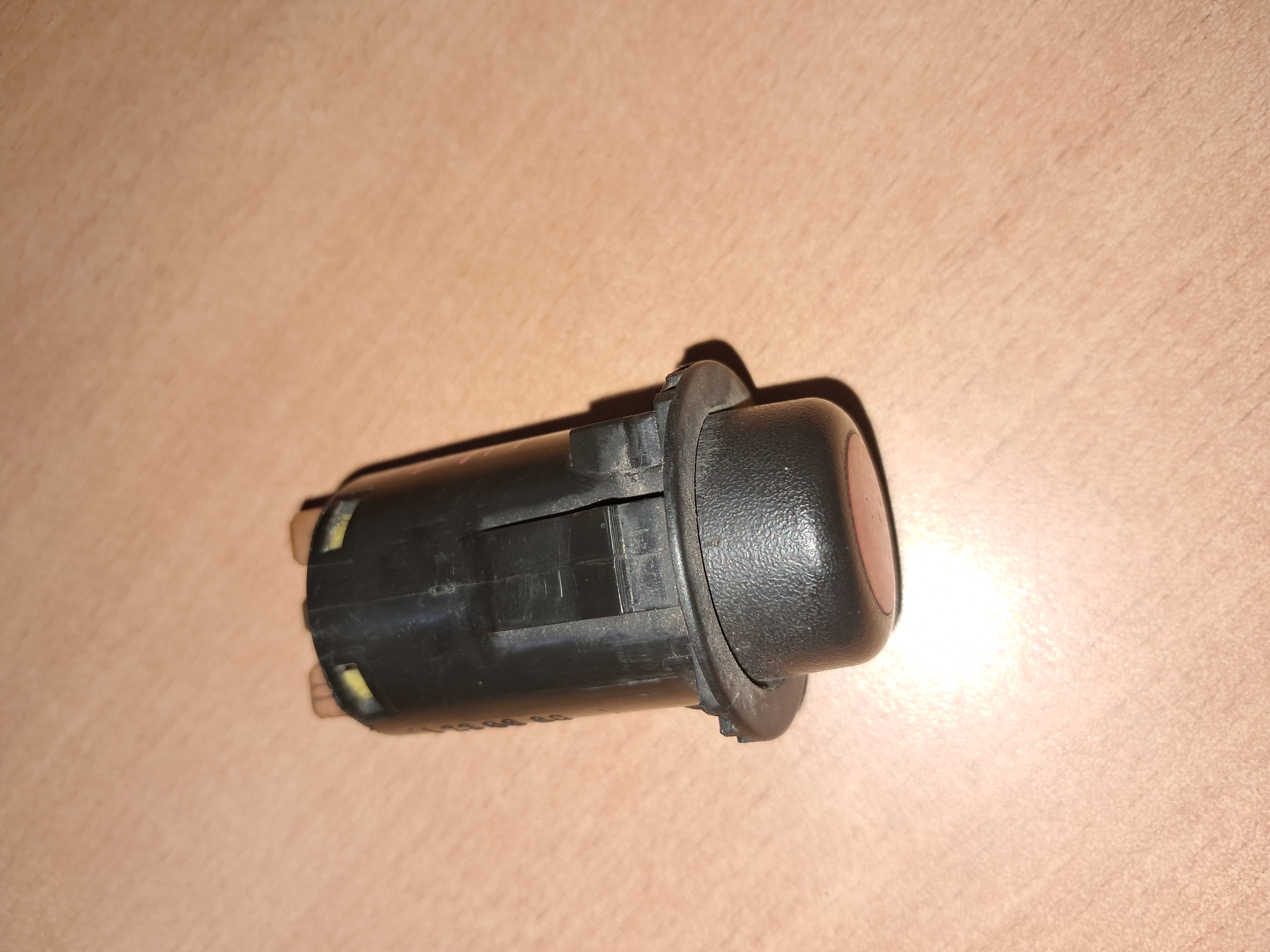 Кнопка аварийки DAF 95 XF 1230980