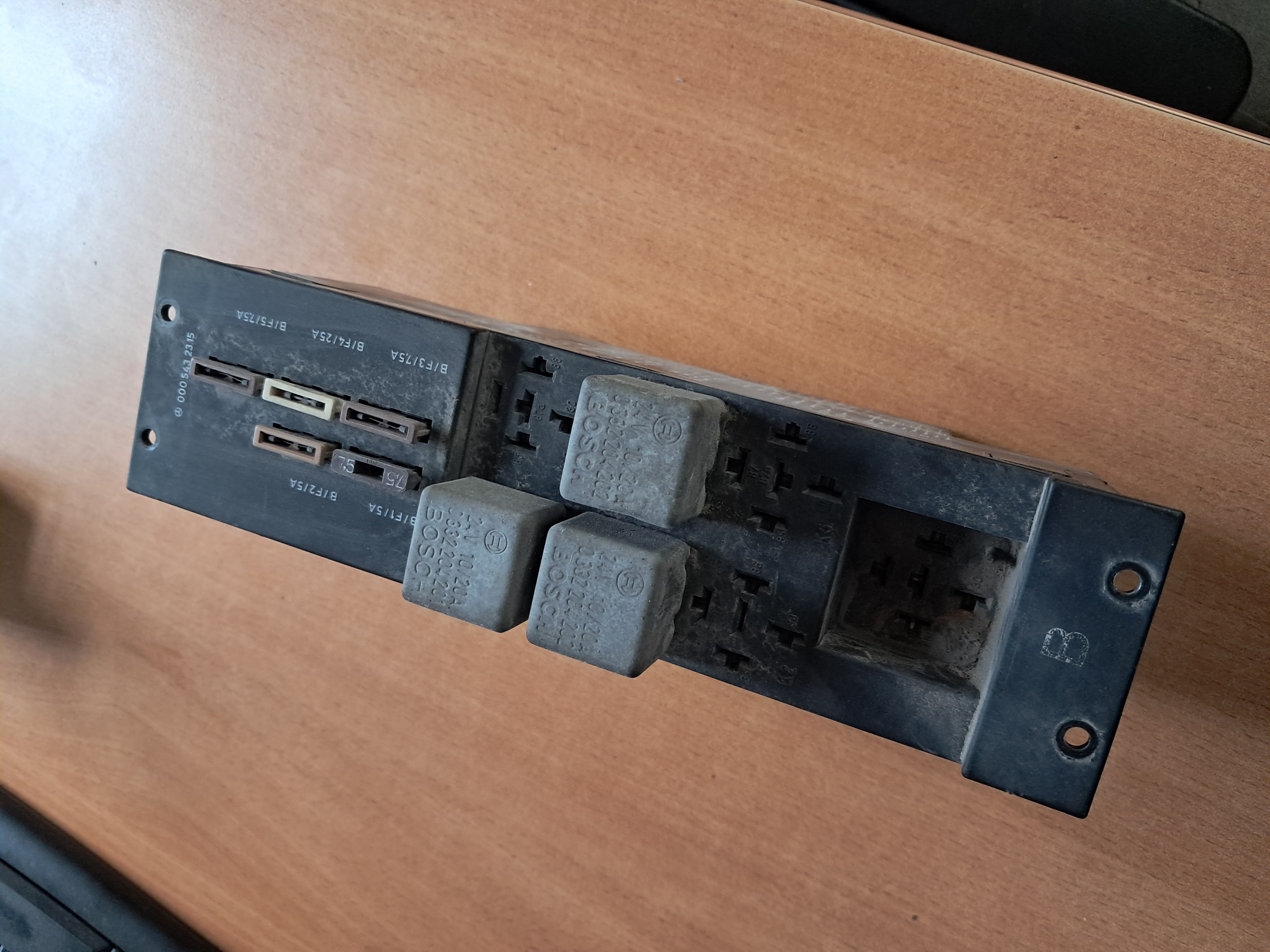 Блок предохранителей ABS-modul 4460370000 0005432315