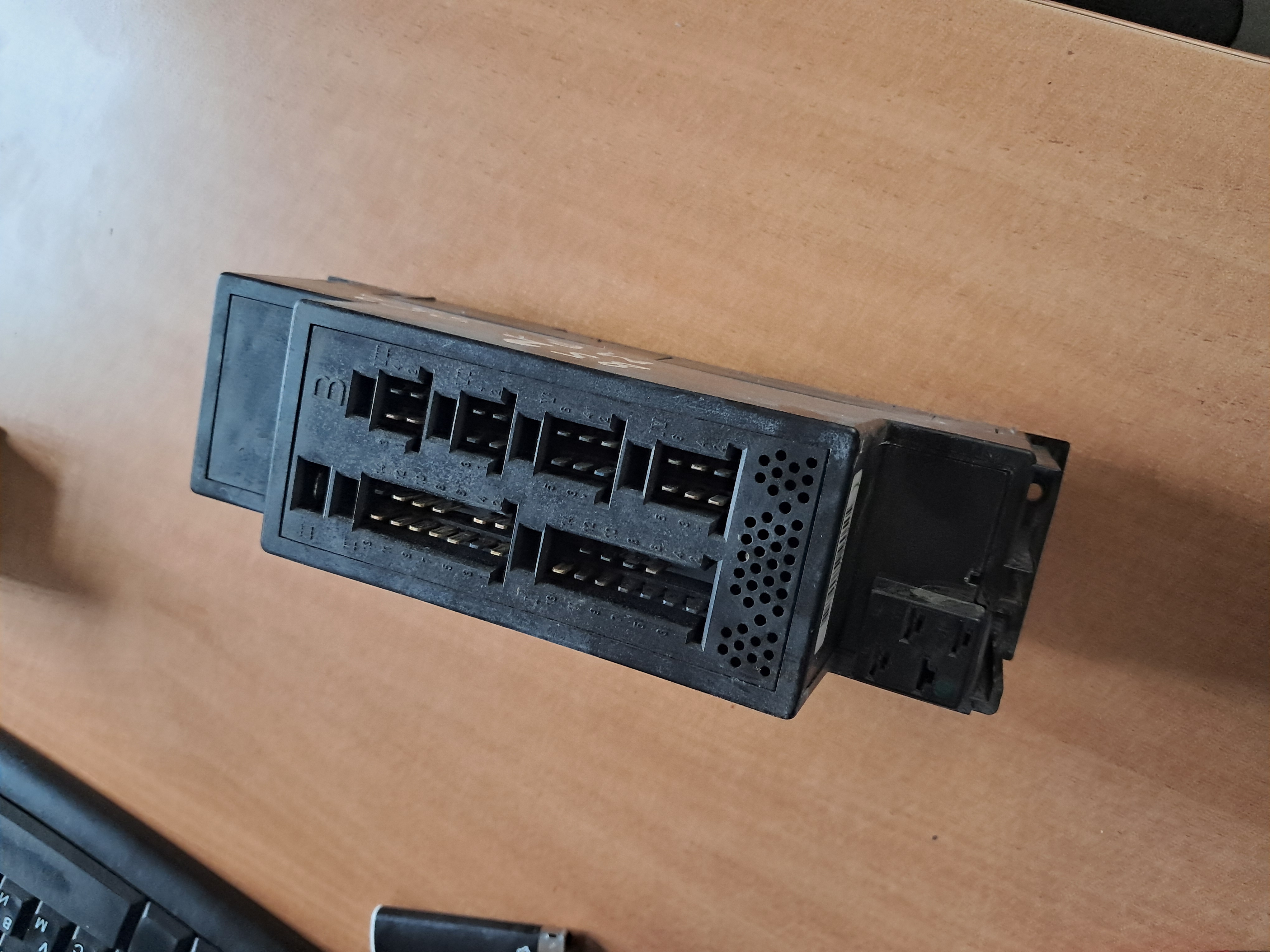 Блок предохранителей ABS-modul 4460370000 0005432315