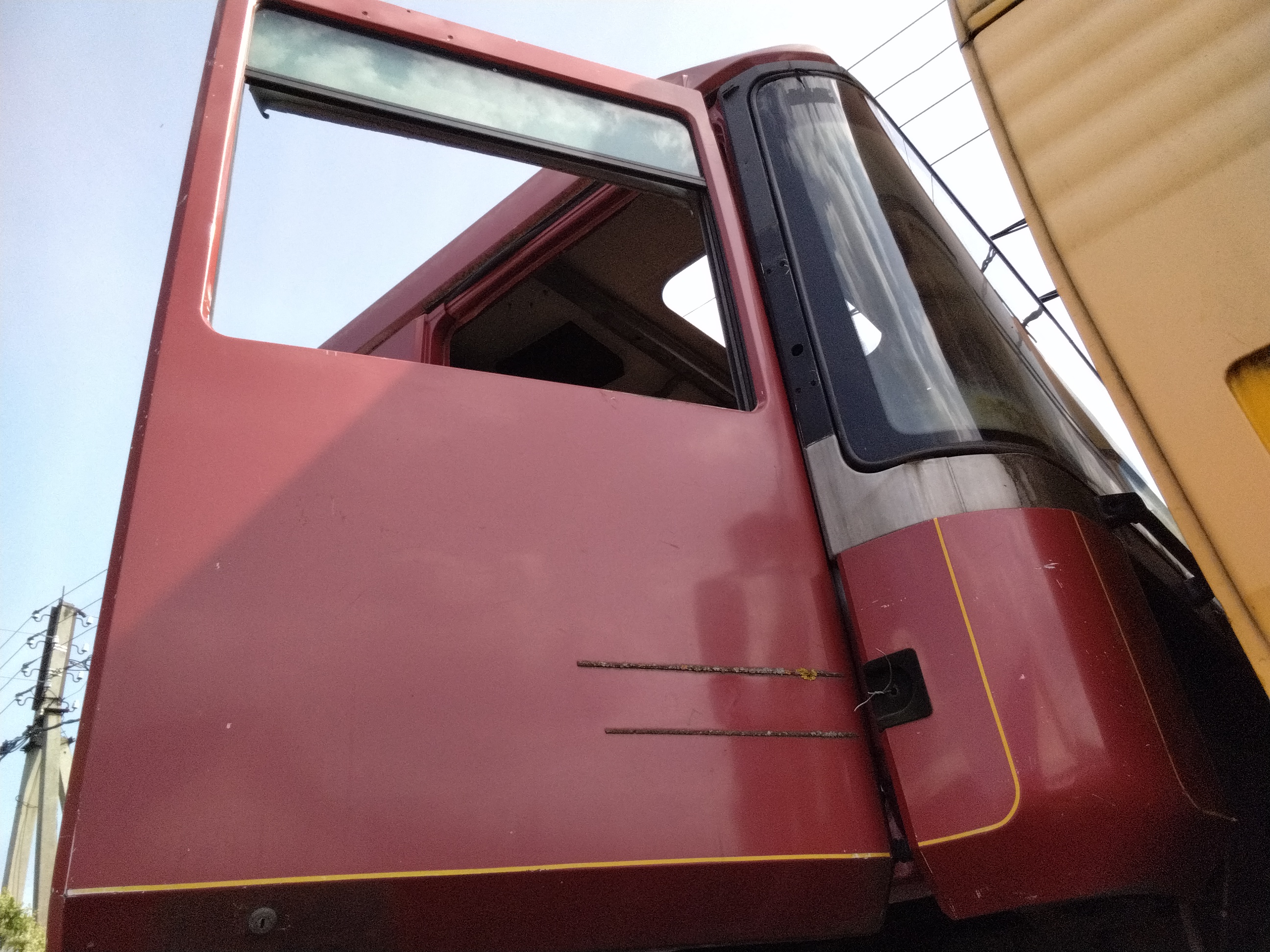 Каркас кабины Renault Magnum AE430 Рено Магнум
