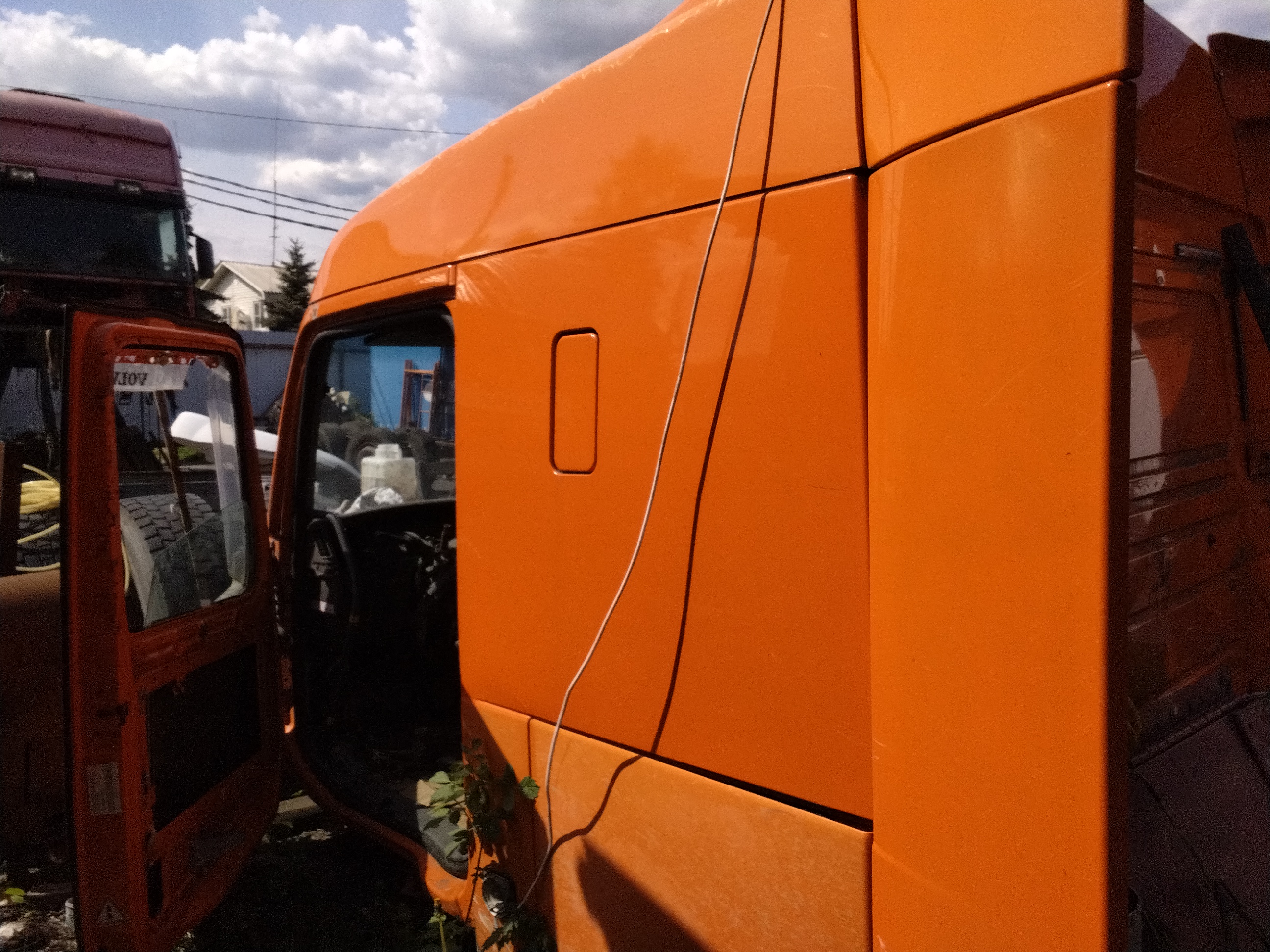 Каркас кабины бу оранжевый Вольво VOLVO FH12