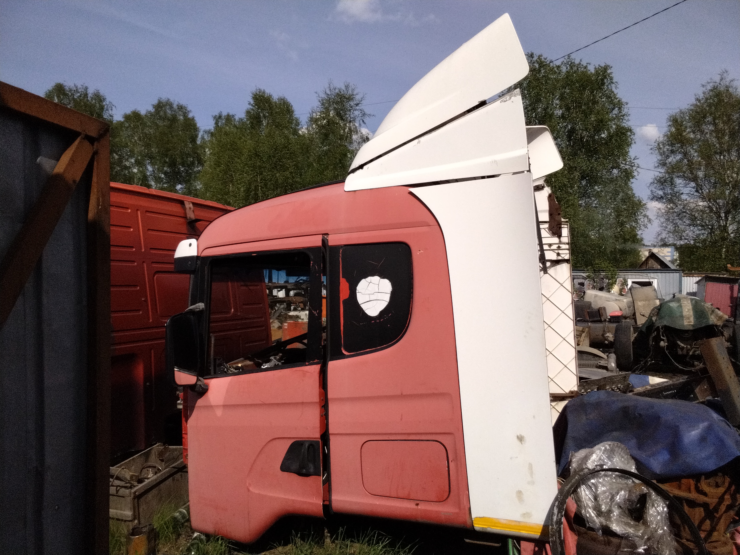 Каркас кабины бу Scania 114