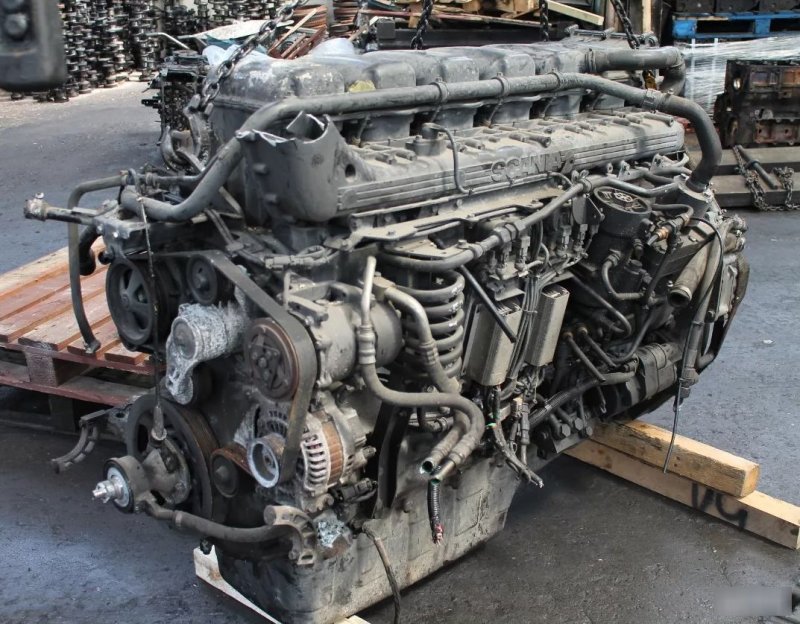 Двигатель в разборе Scania DC13 PDE
