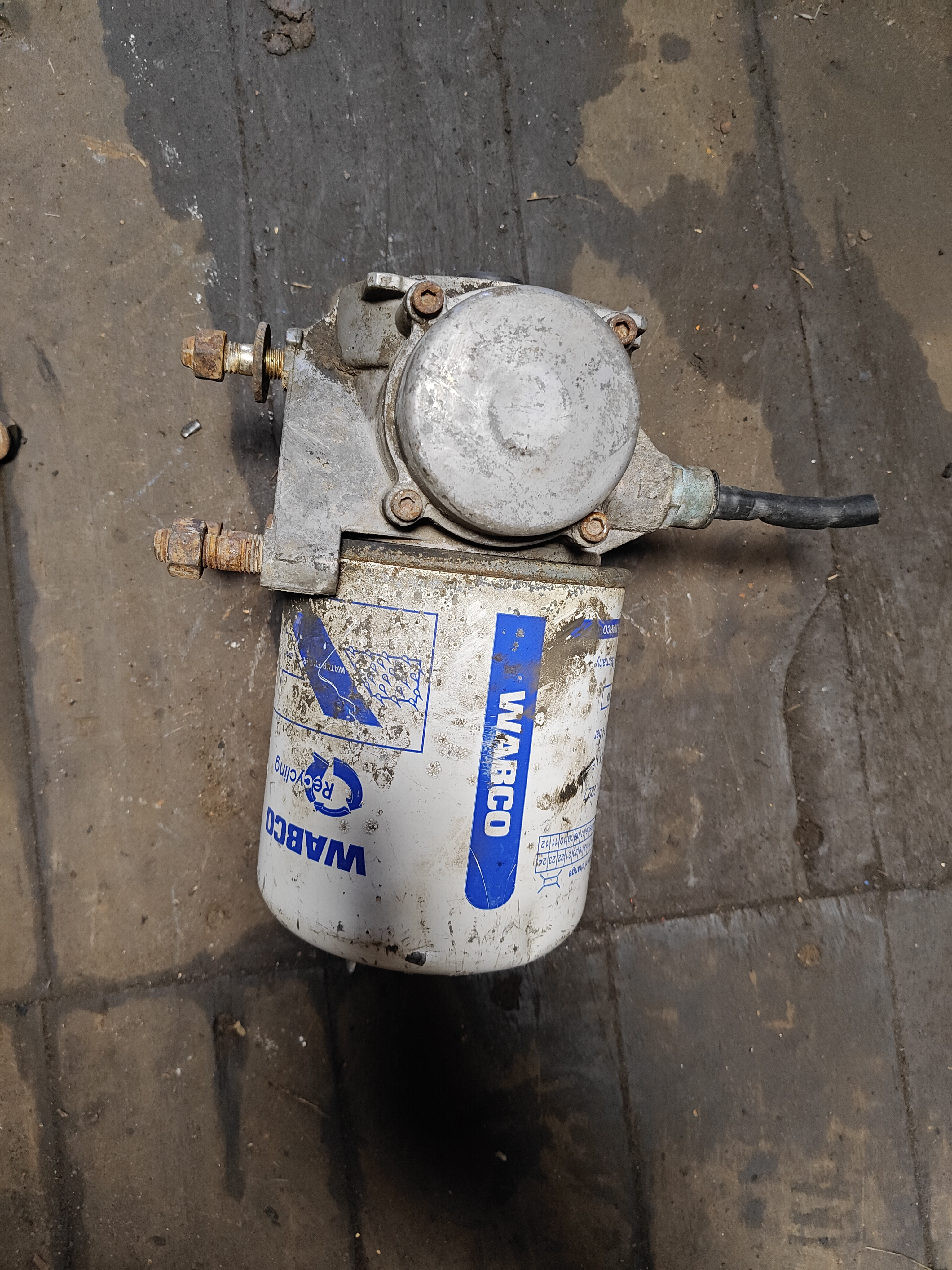 Осушитель воздуха Рено премиум Renault Premium DCI320 2005  5001867895 5001874292 5001874292 K001056N00 1100335