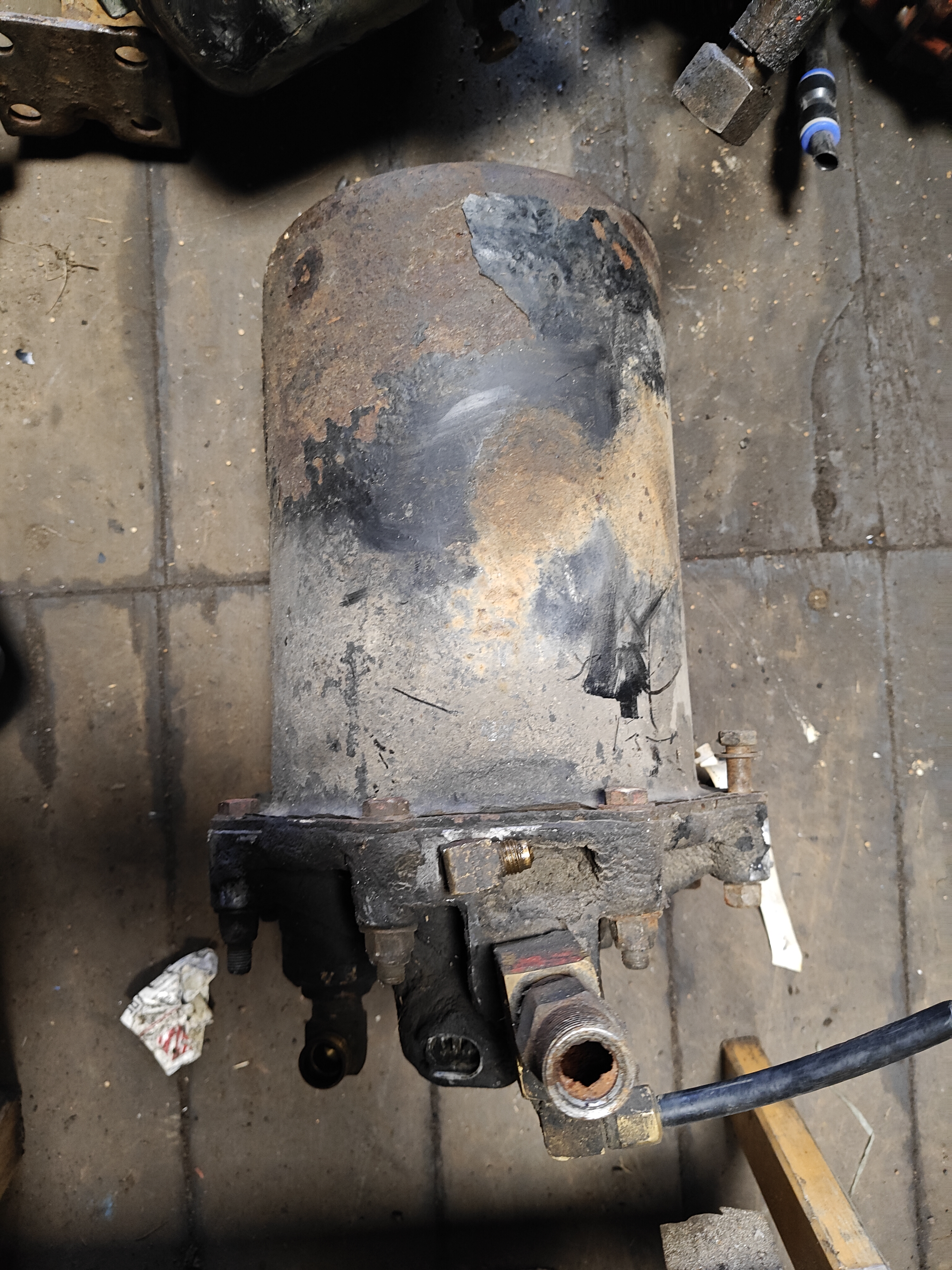 25339 Freightliner FLA FLB фредлайнер CAT3406 осушитель воздуха 13241173135