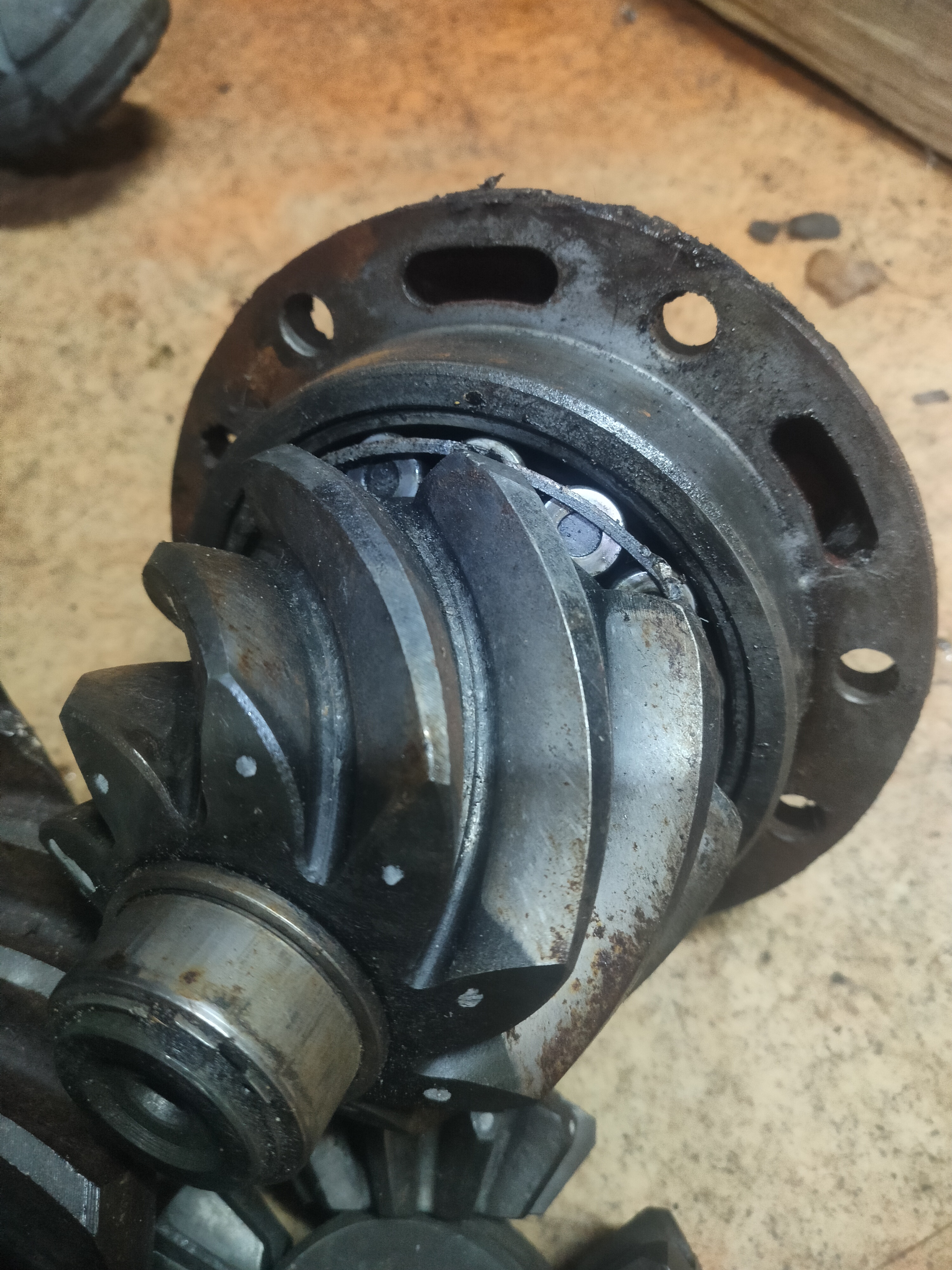 Главная пара редуктора R642 Scania R641 34/9 3.78 374828 74170295