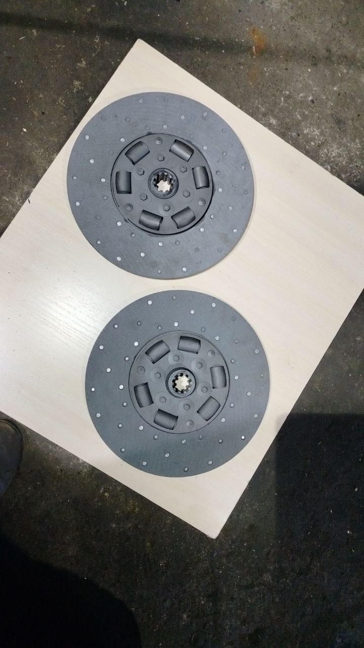 Диск сцепления ведомый (Ферадо) ЯМЗ. Комплект.