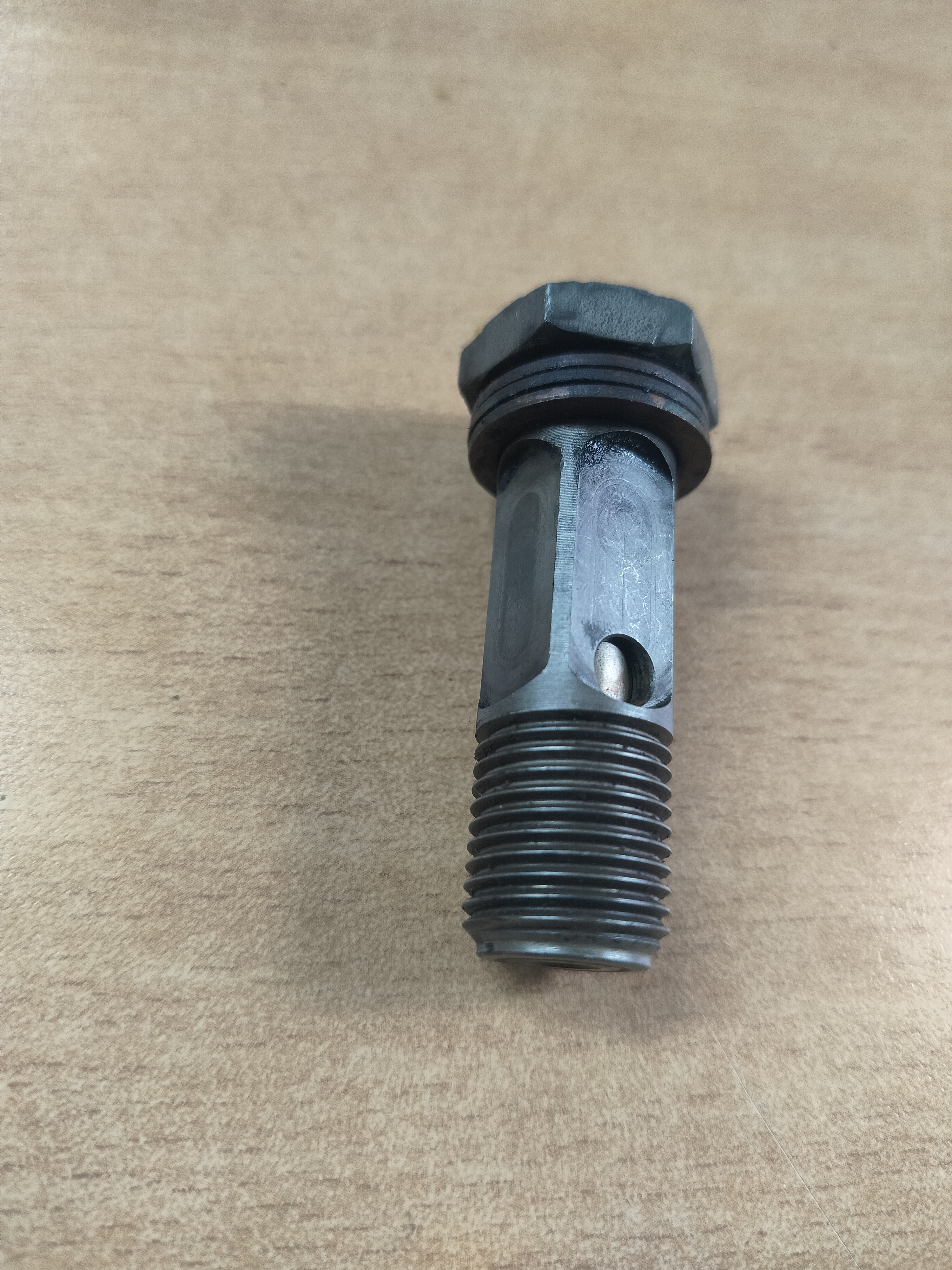 Клапан топливной обратки VOLVO FH12 3095479 7403095479 3092002 Золотой болт