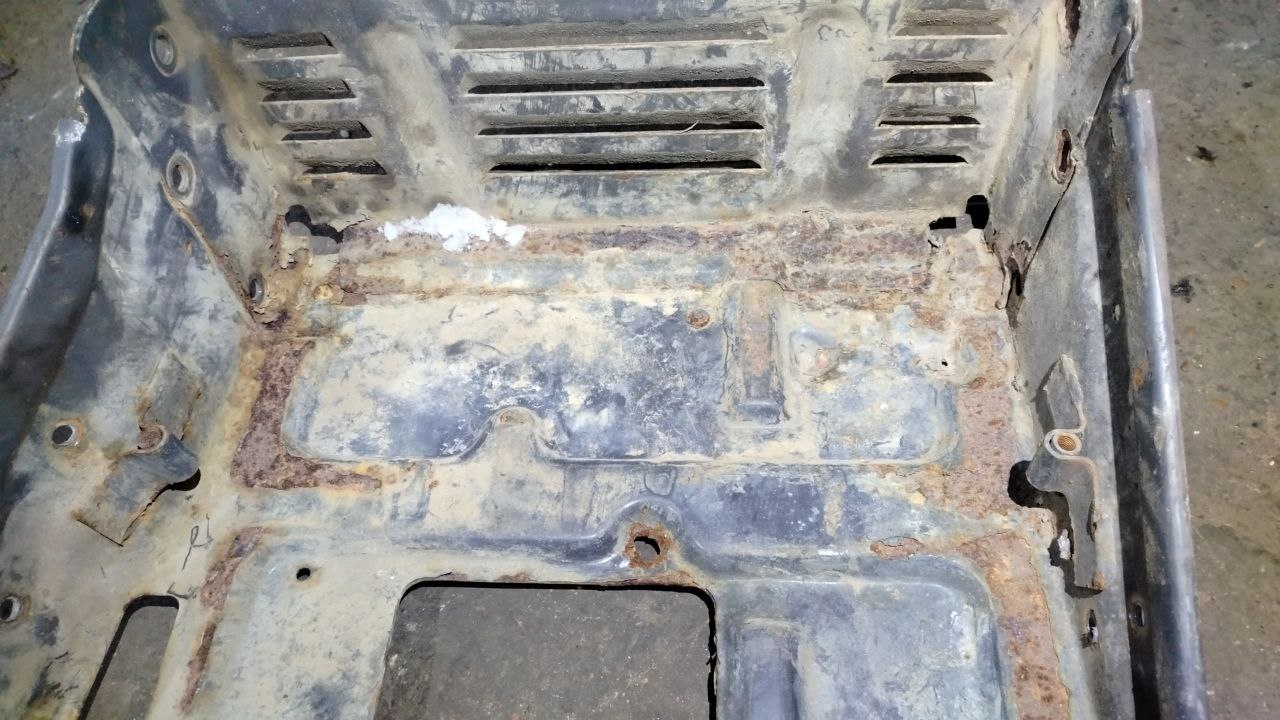 Ящик аккумуляторный Scania 4- 5