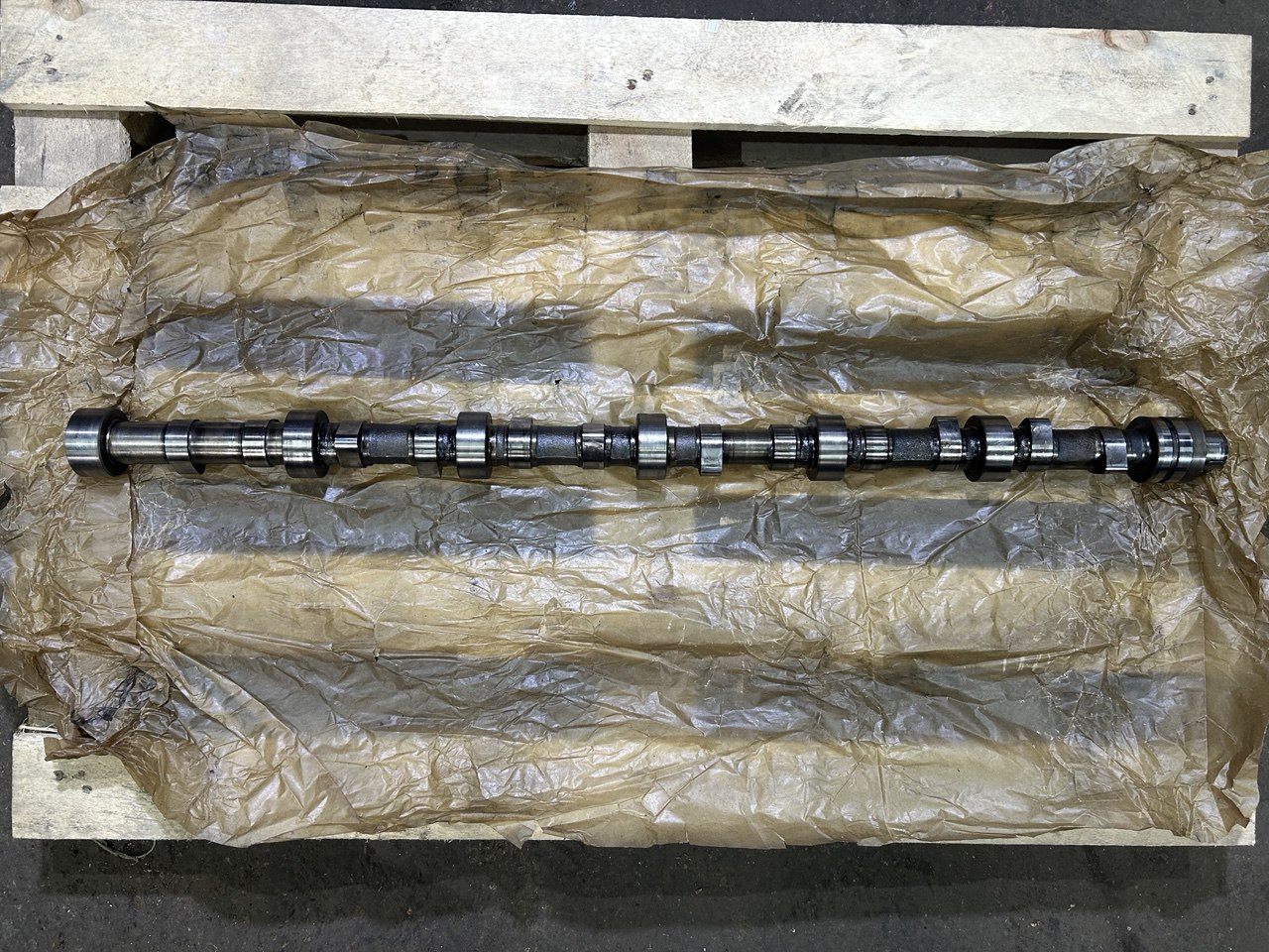 Распредвал DAF ATi 1309623