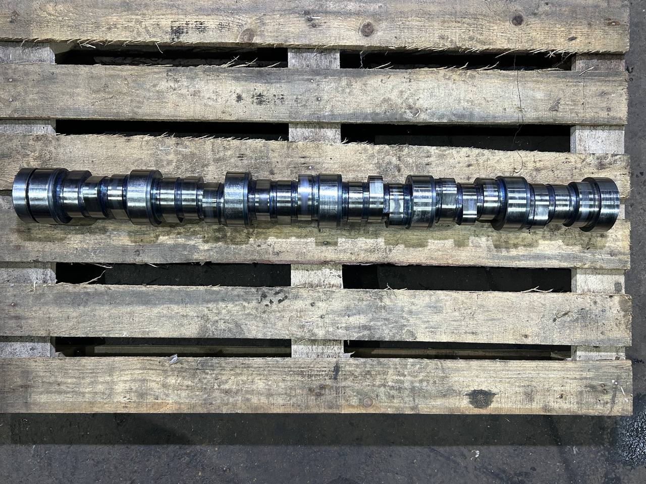 Распредвал DAF 105 MX300 1687747