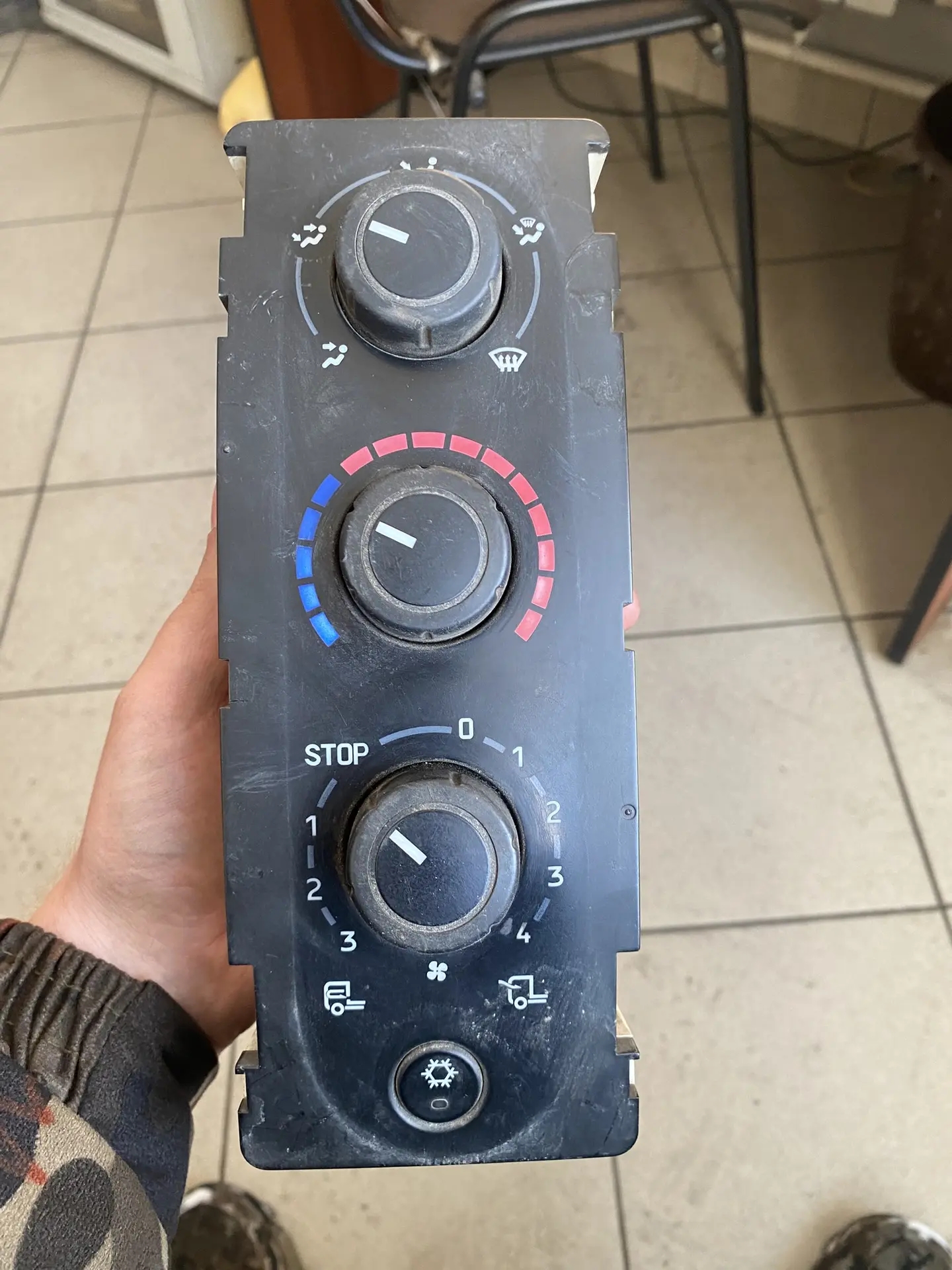 7481711531 блок управления климатом с кондиционером Рено премиум DXI