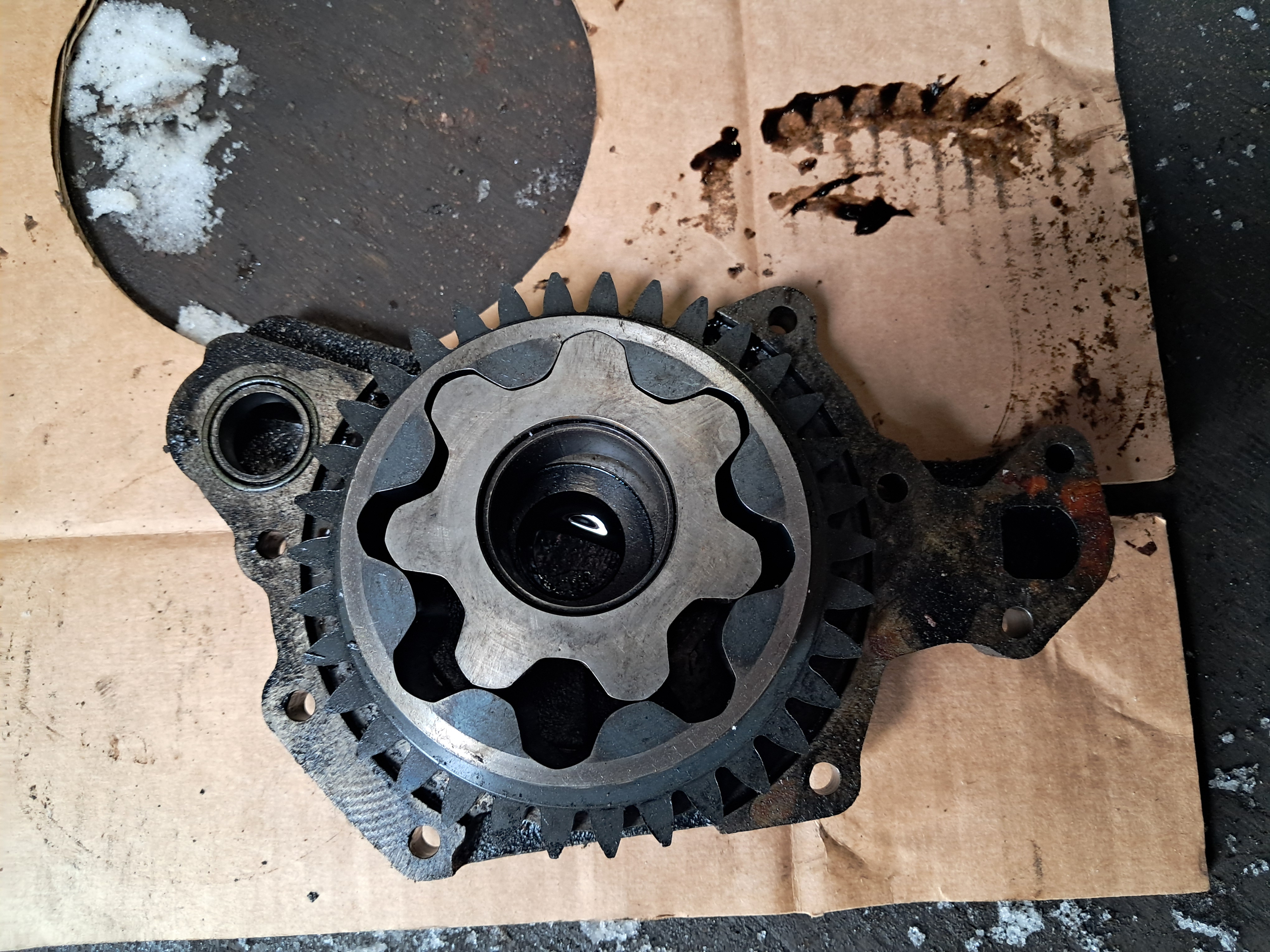 Насос масляный man tgs или man tgx