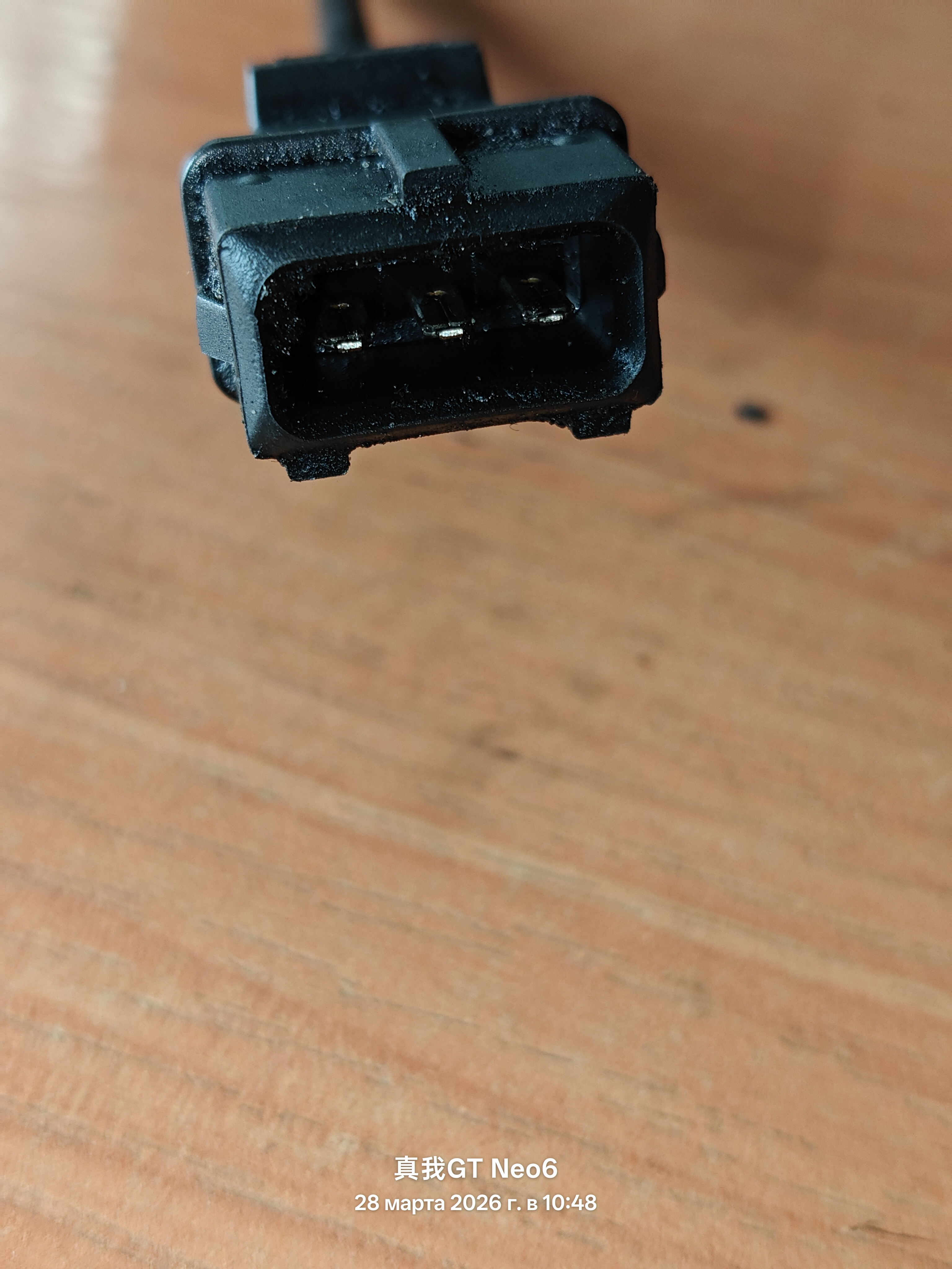 датчик положения коленвала IVECO Stralis CURSOR 10, Trakker, Eurocargo 500306772 0261210126