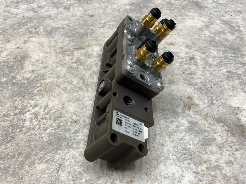 Блок клапанов MAN TGA TGS TGX