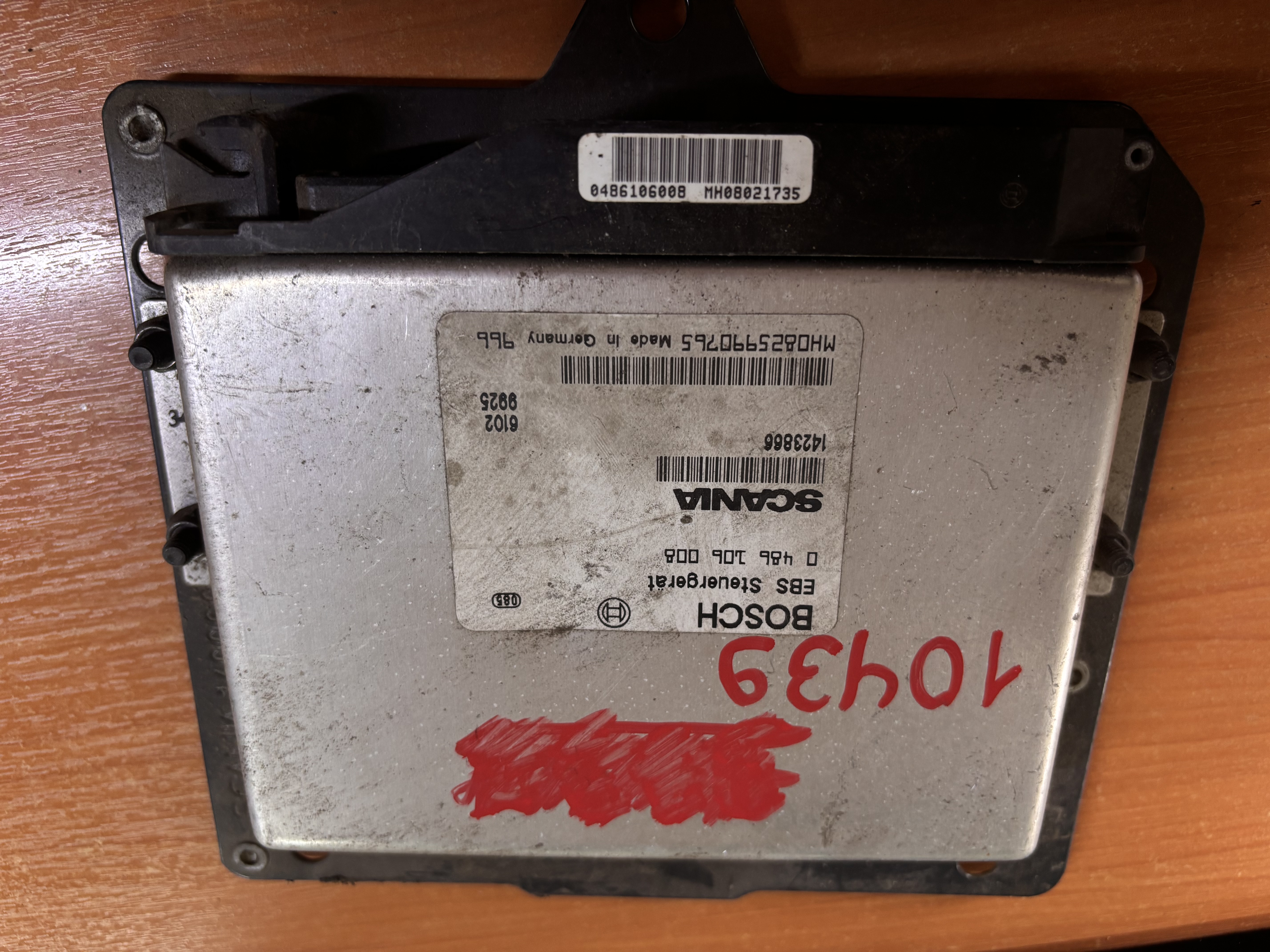 Блок управления EBS Скания SCANIA 4-SERIE 0486106008 1423866 827990663 61029927 140069 08021916 BOSCH