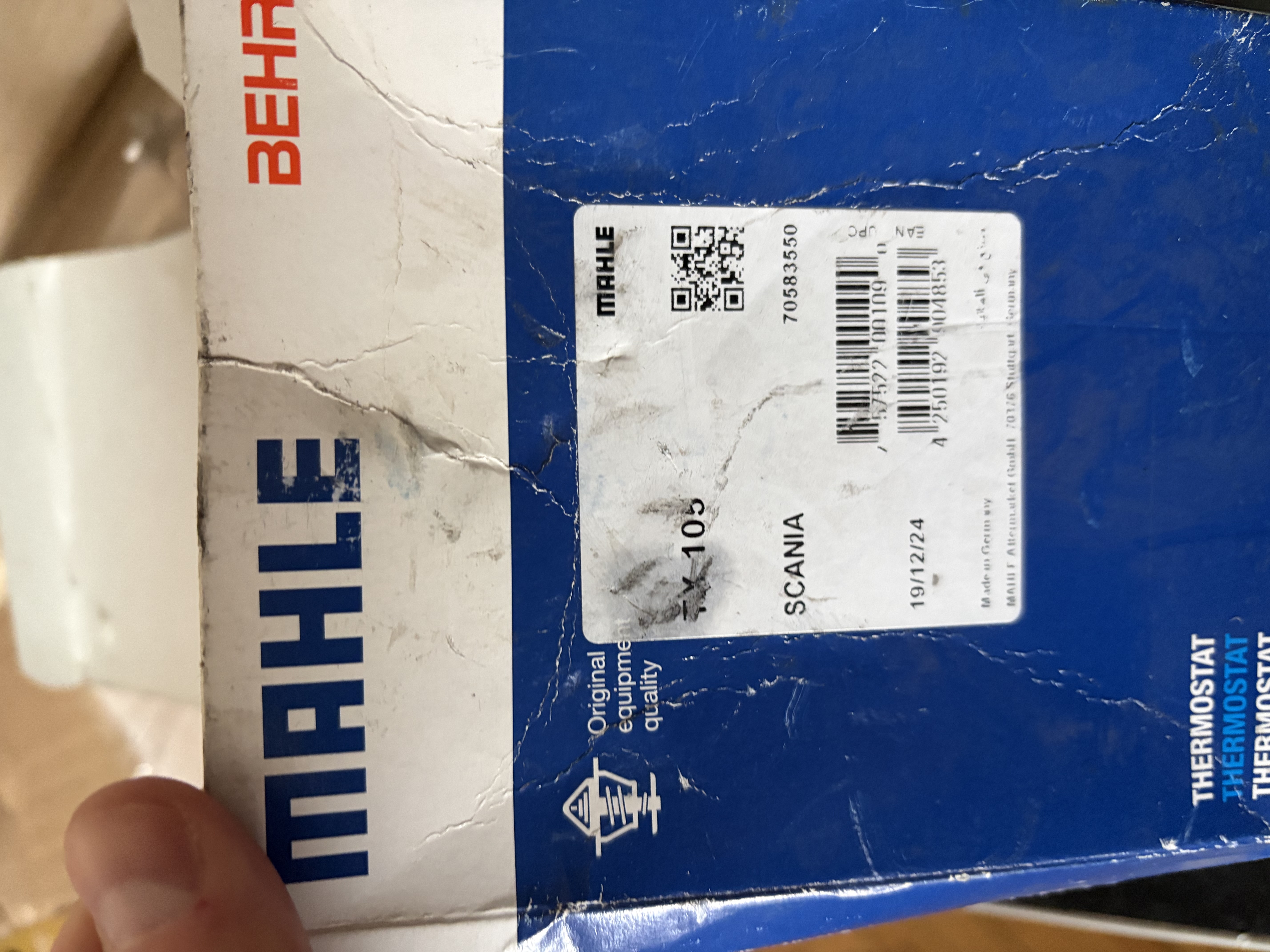 Новый Термостат SCANIA DC13 Mahle tx105
